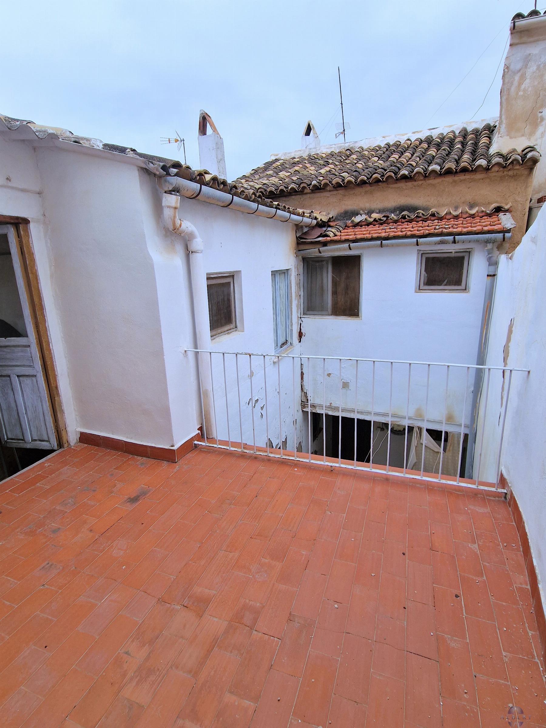 For sale of house in Monóvar-Monòver