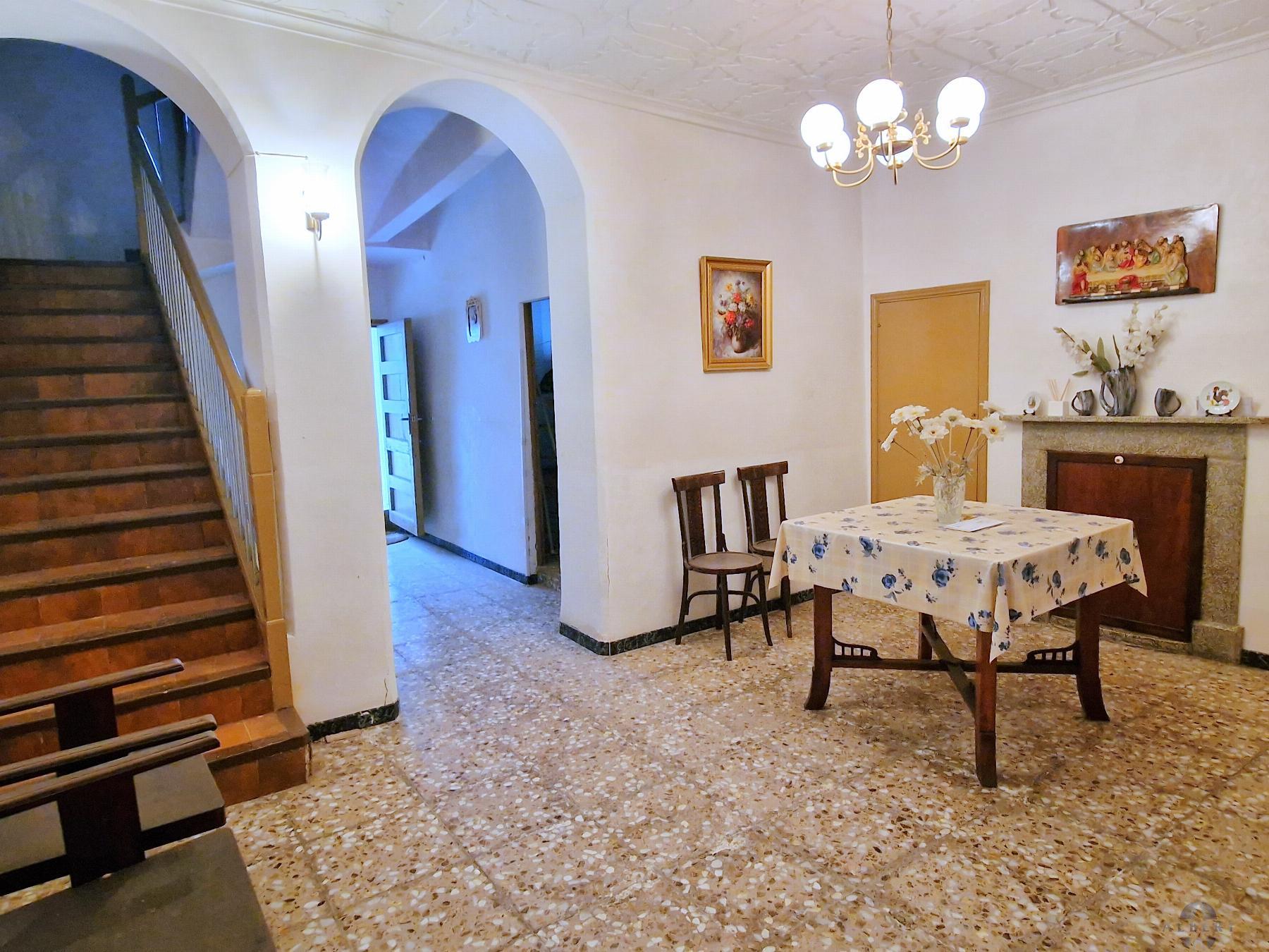 For sale of house in Monóvar-Monòver