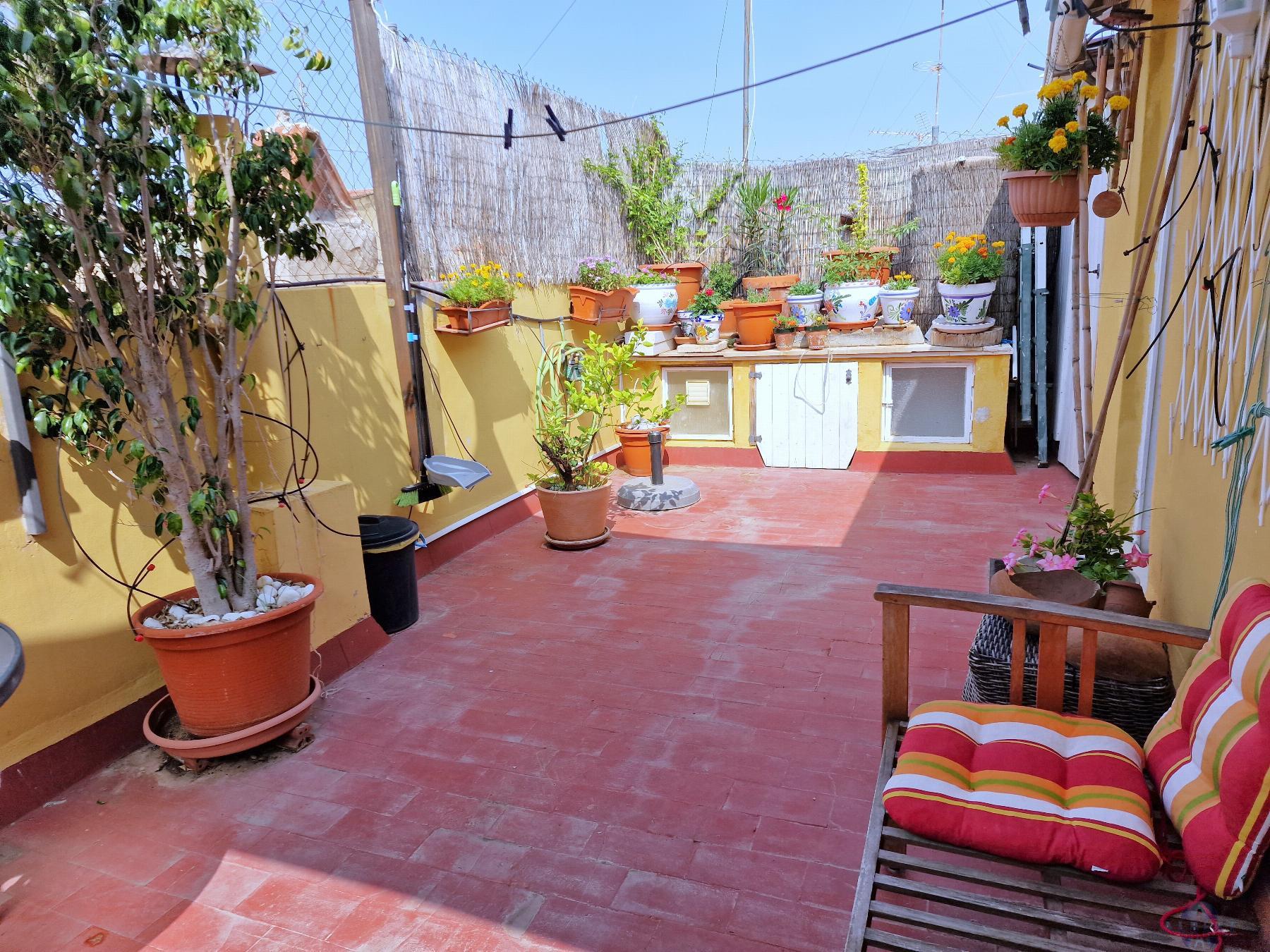 For sale of house in Monóvar-Monòver