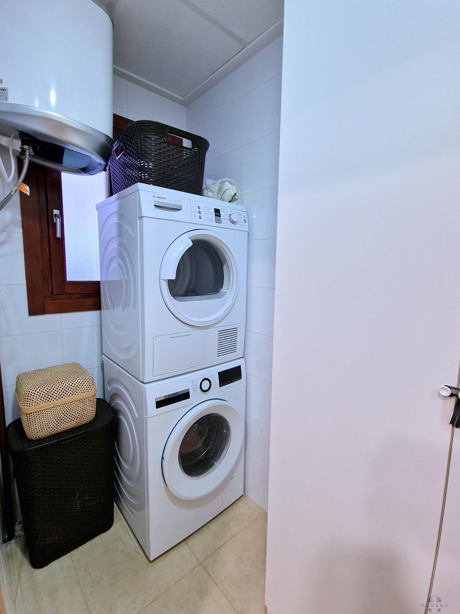 For sale of house in Monóvar-Monòver