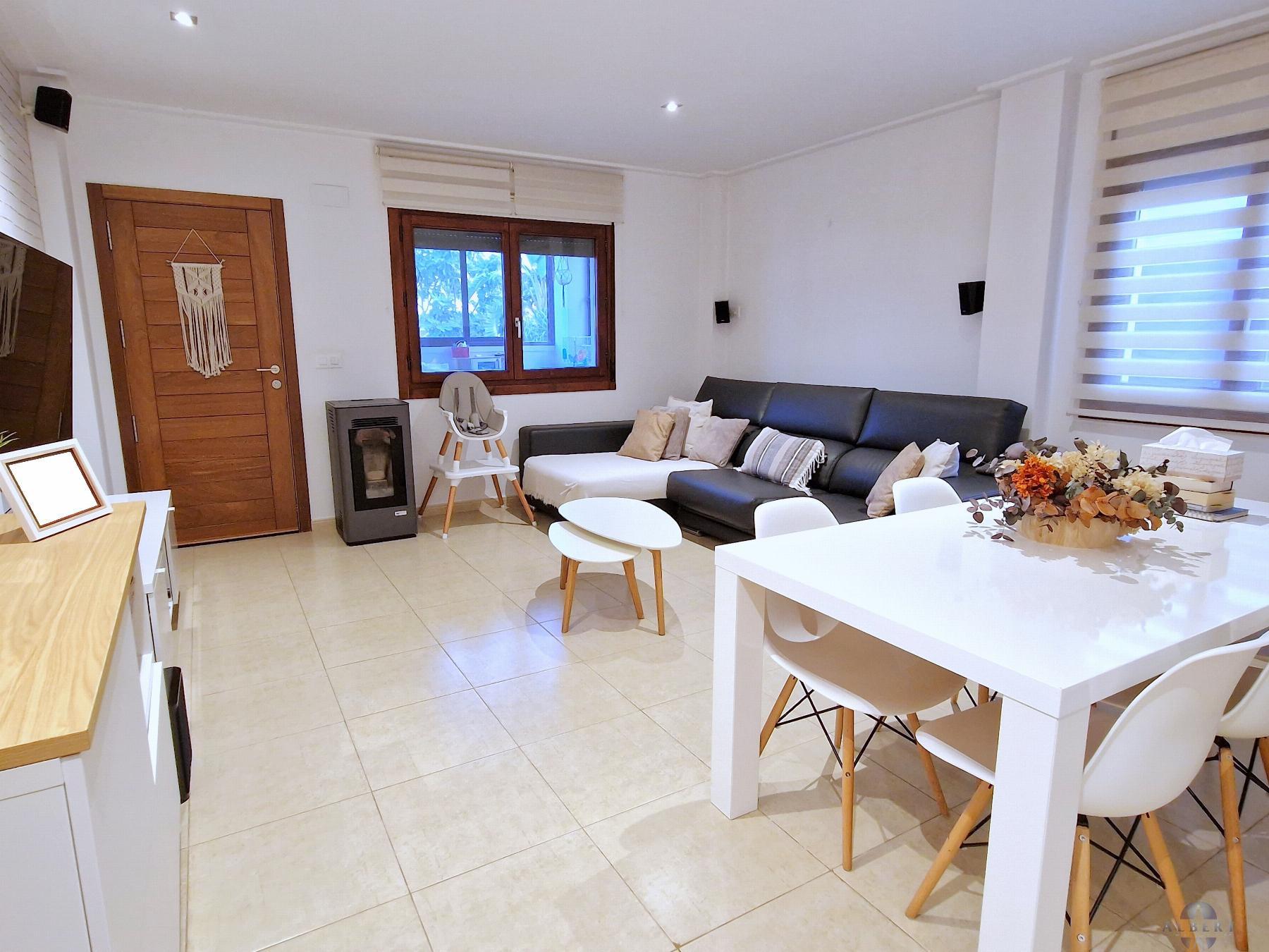 For sale of house in Monóvar-Monòver