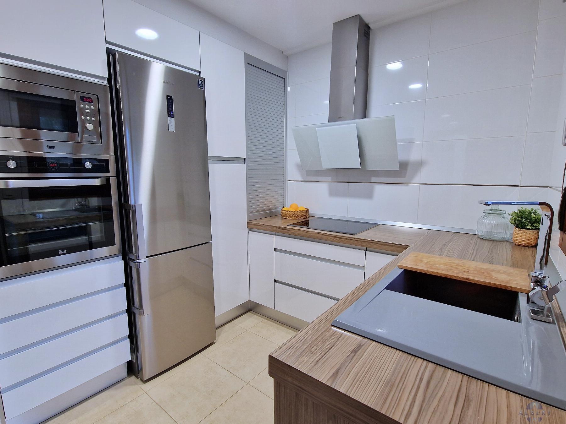 For sale of house in Monóvar-Monòver