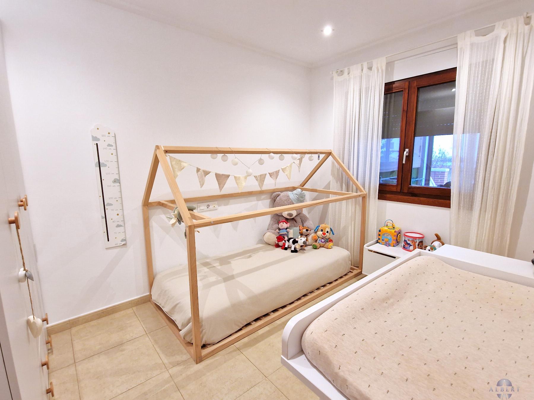 For sale of house in Monóvar-Monòver