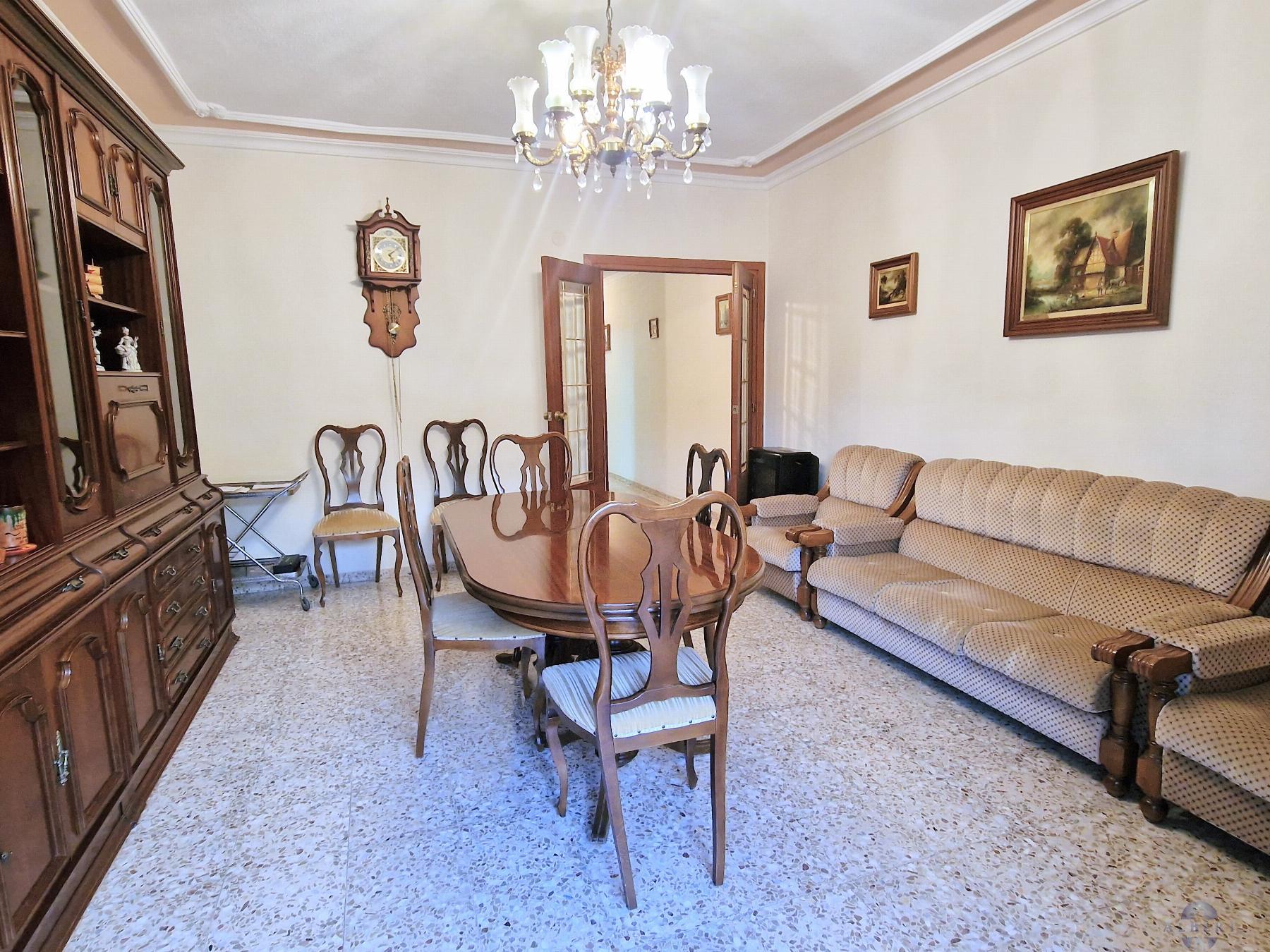 For sale of flat in Monóvar-Monòver