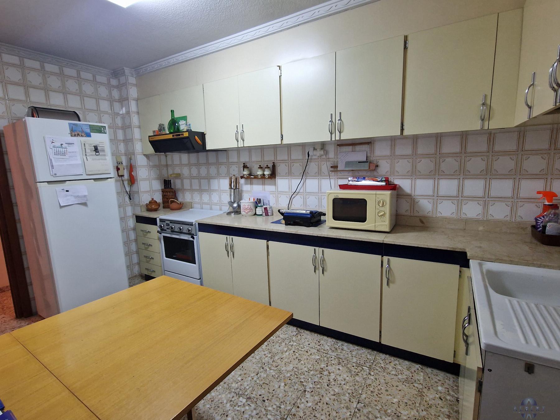 For sale of flat in Monóvar-Monòver