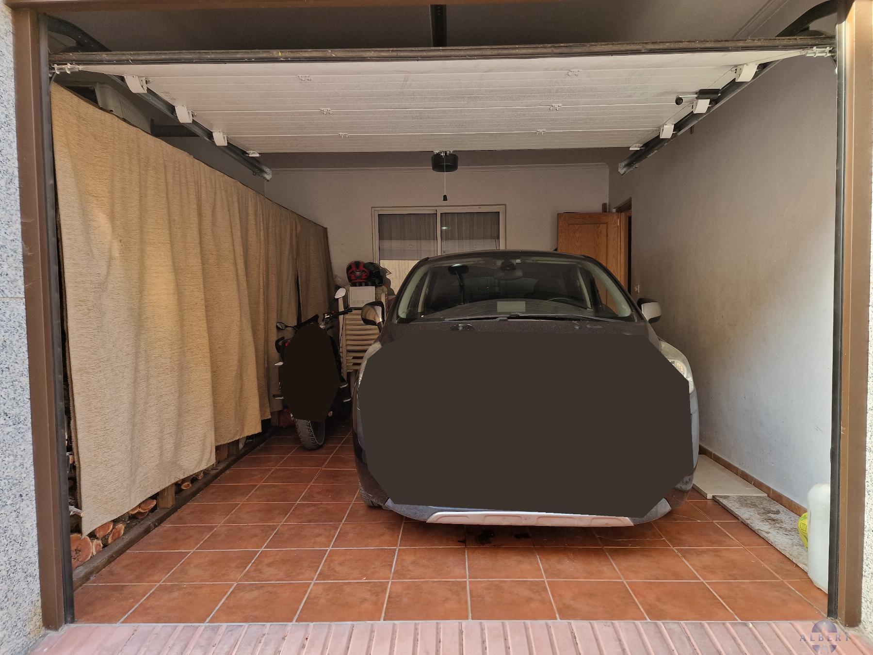 For sale of house in Monóvar-Monòver
