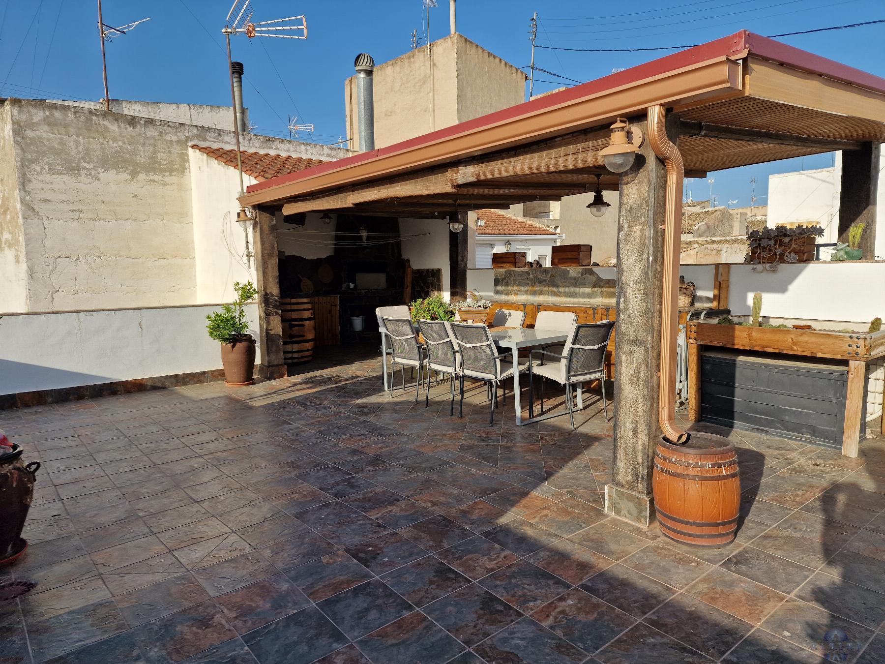 For sale of house in Monóvar-Monòver
