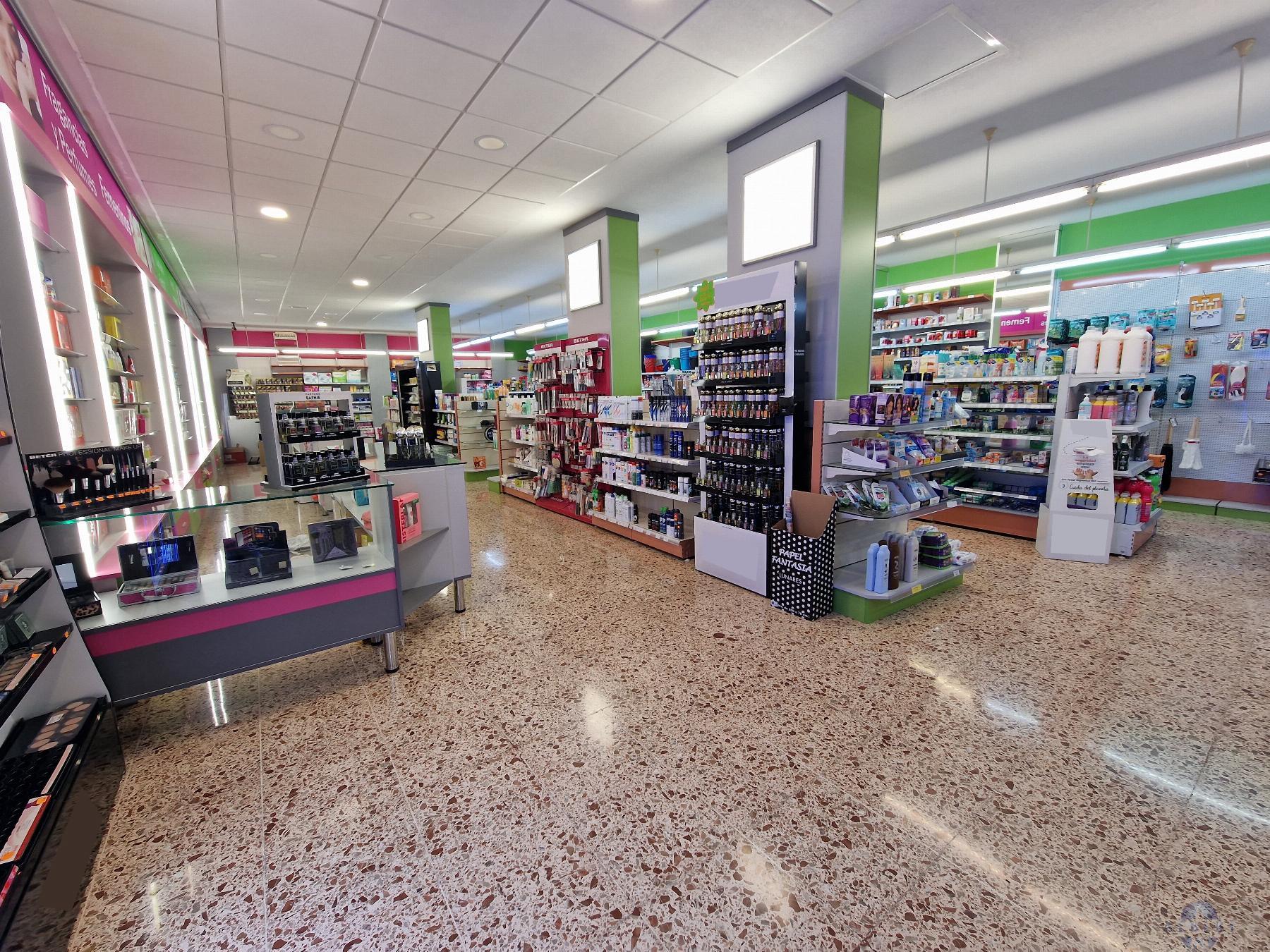 For share of commercial in Monóvar-Monòver