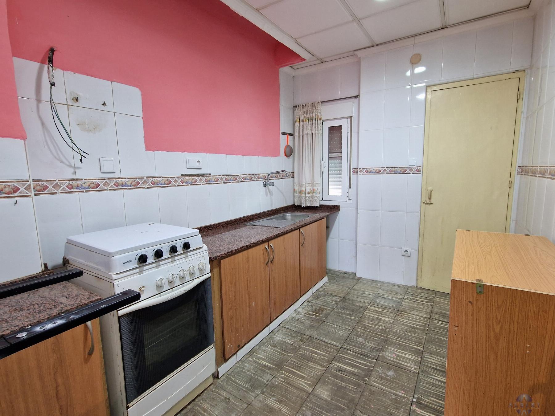 For sale of flat in Monóvar-Monòver