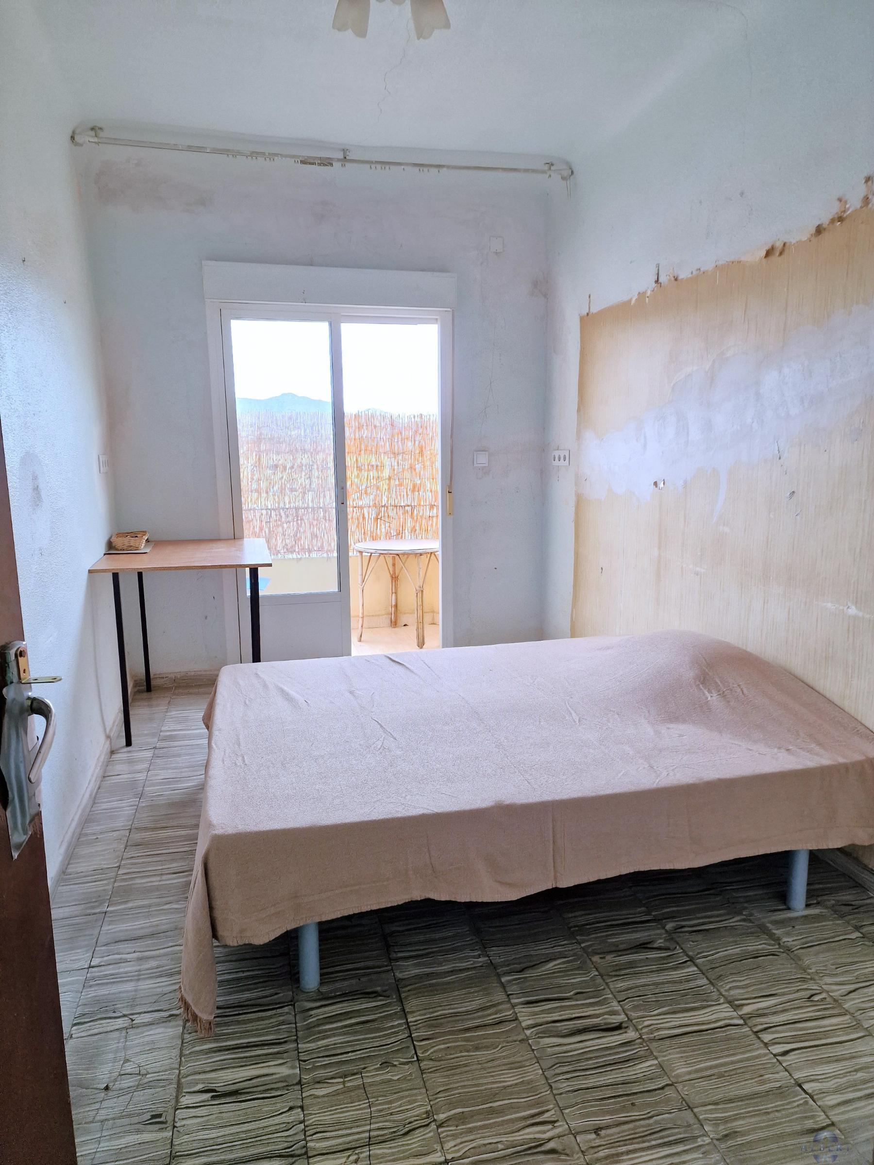 For sale of flat in Monóvar-Monòver