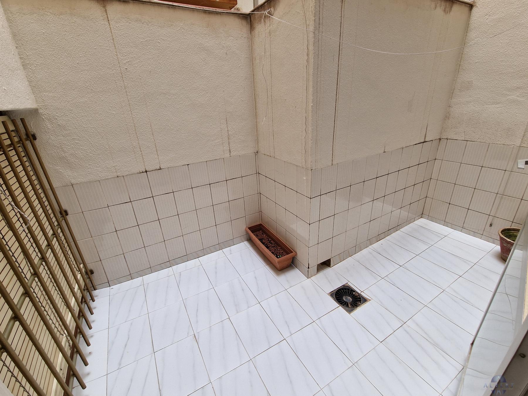 For sale of flat in Novelda