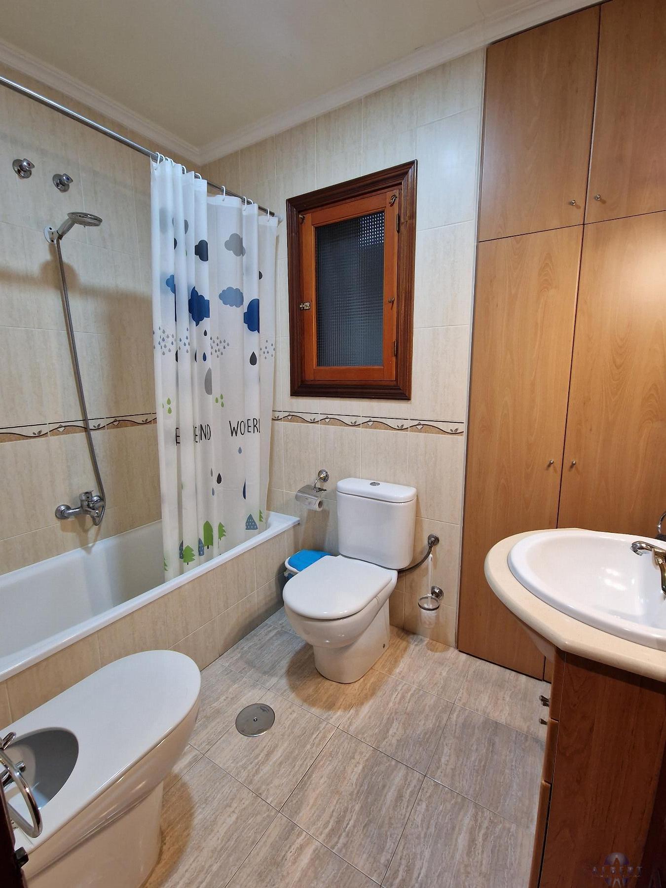 For sale of flat in Novelda