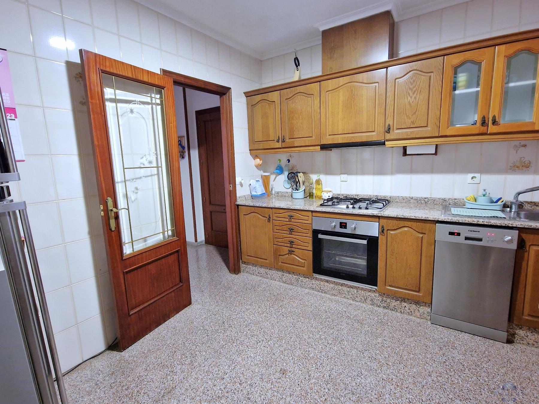 For sale of flat in Novelda