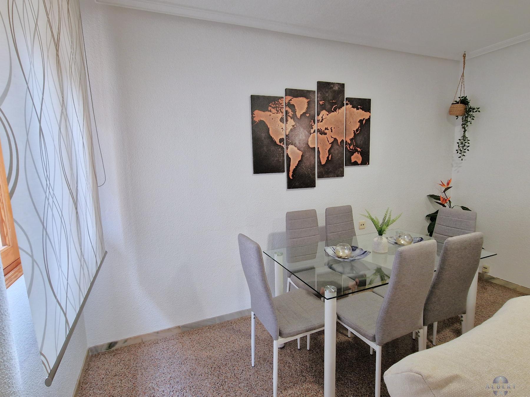 For sale of flat in Novelda