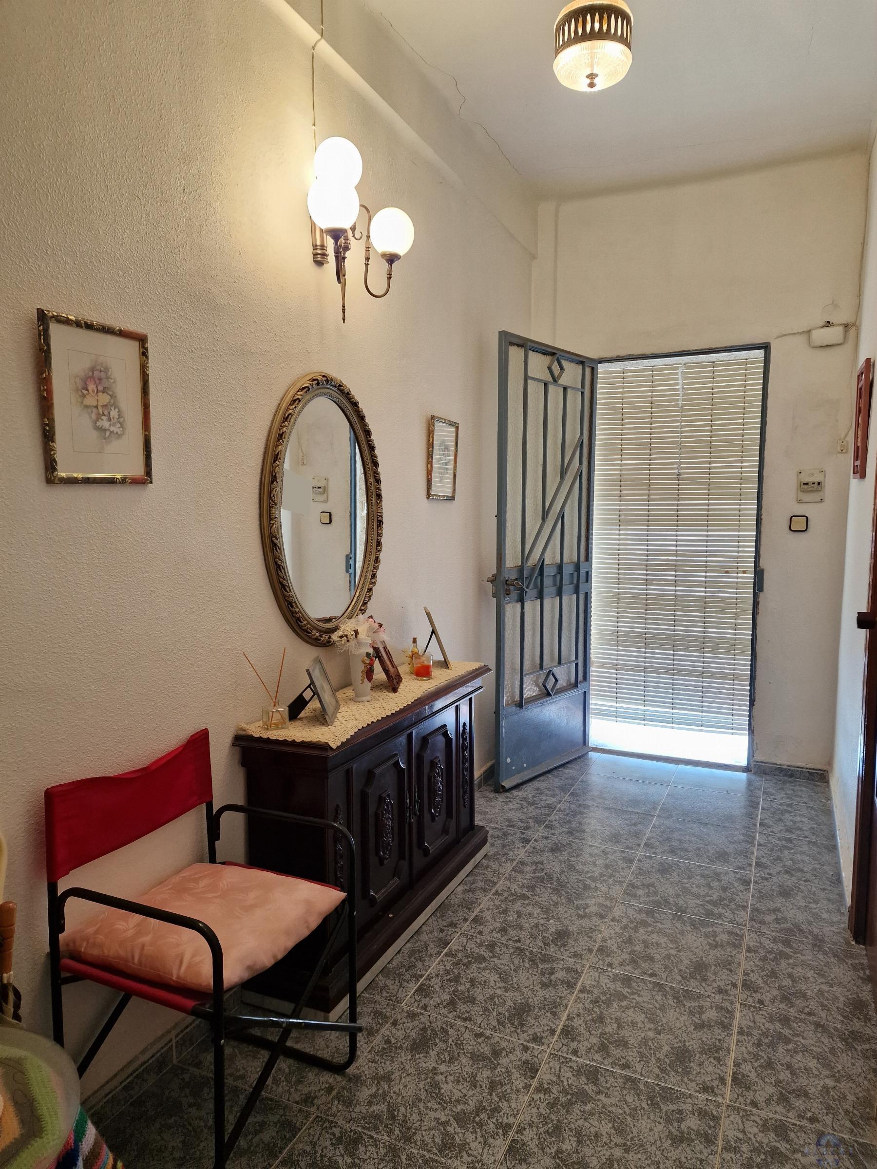 For sale of house in Monóvar-Monòver