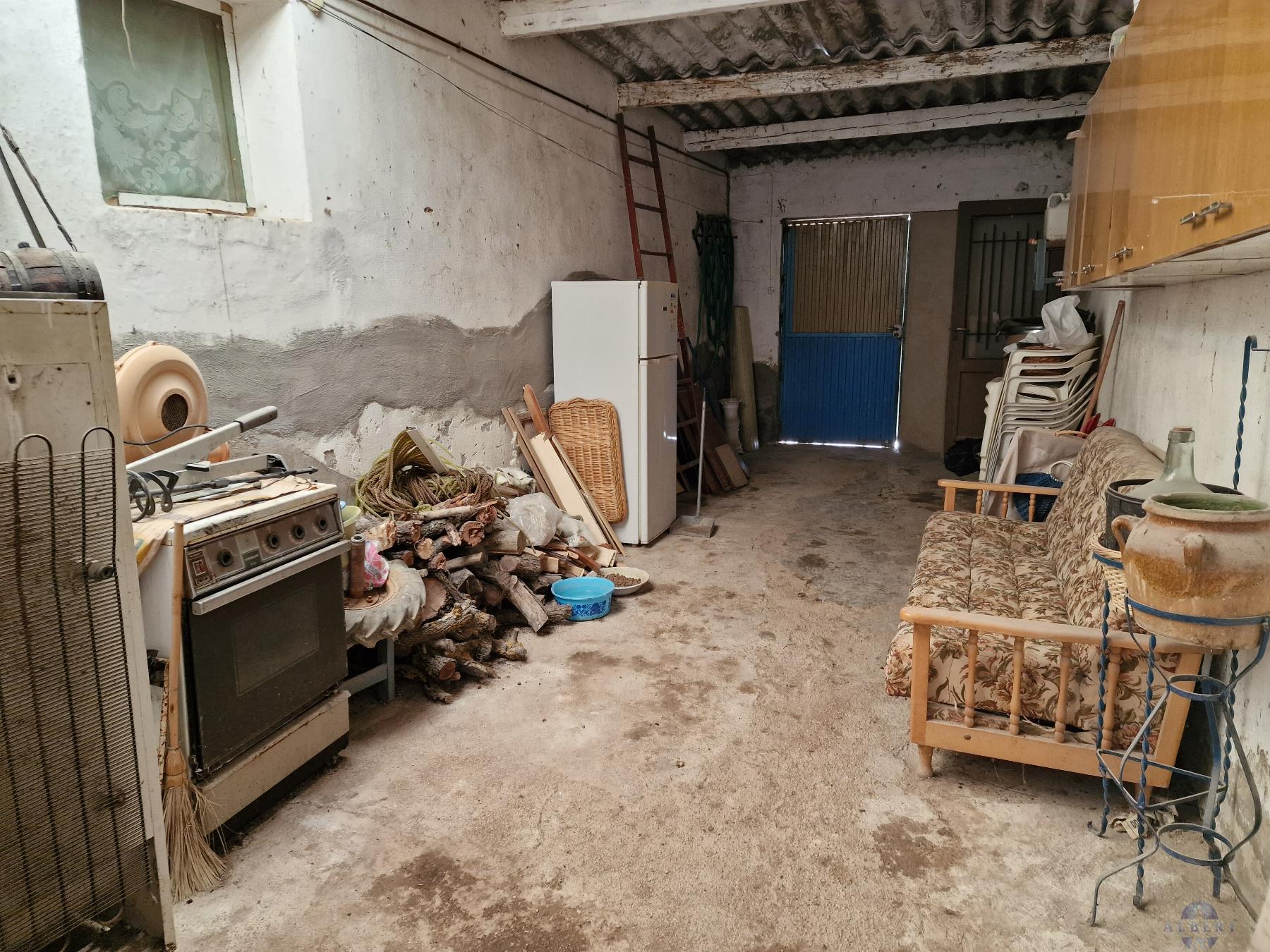 For sale of house in Monóvar-Monòver