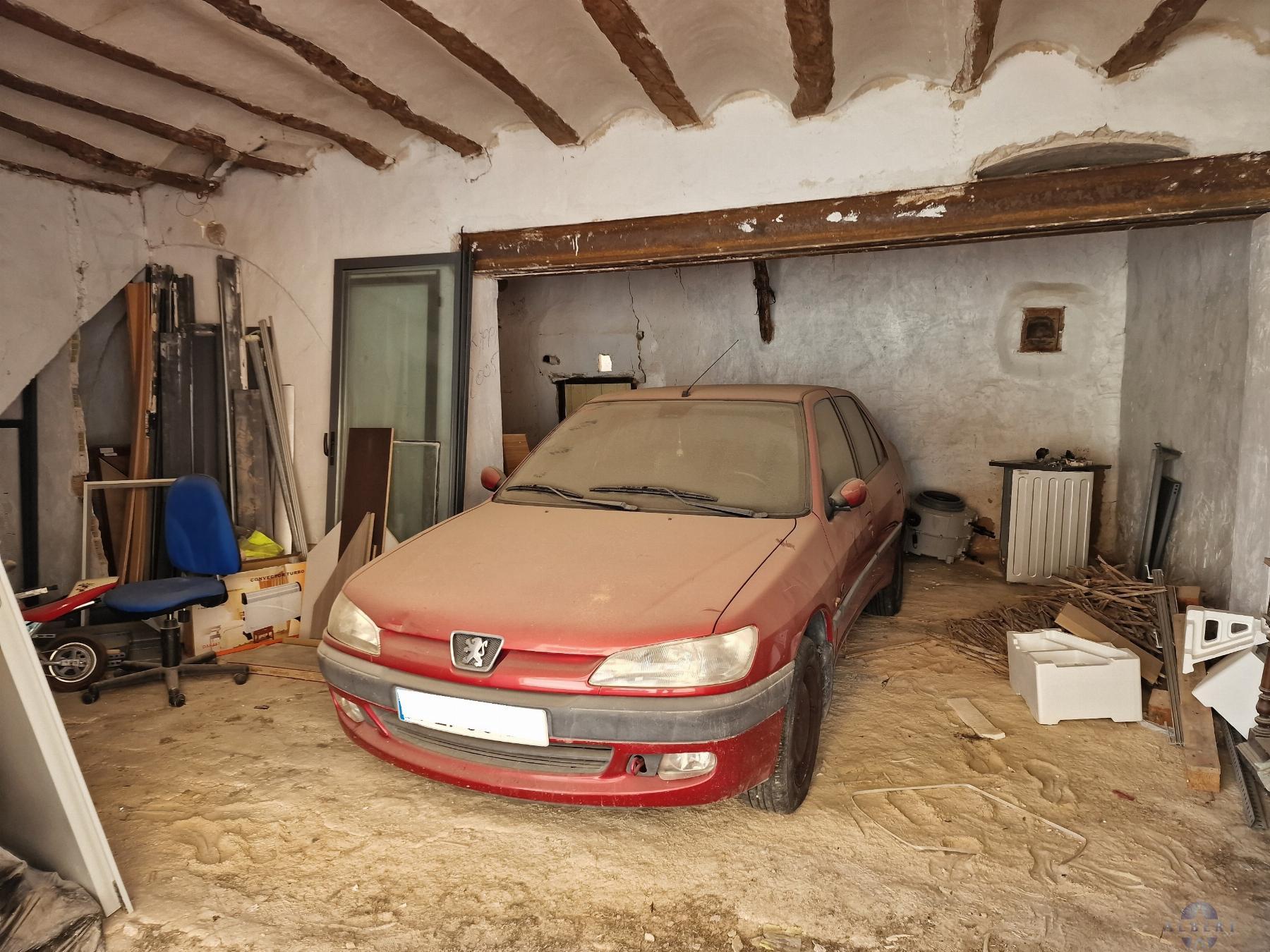 For sale of house in Monóvar-Monòver