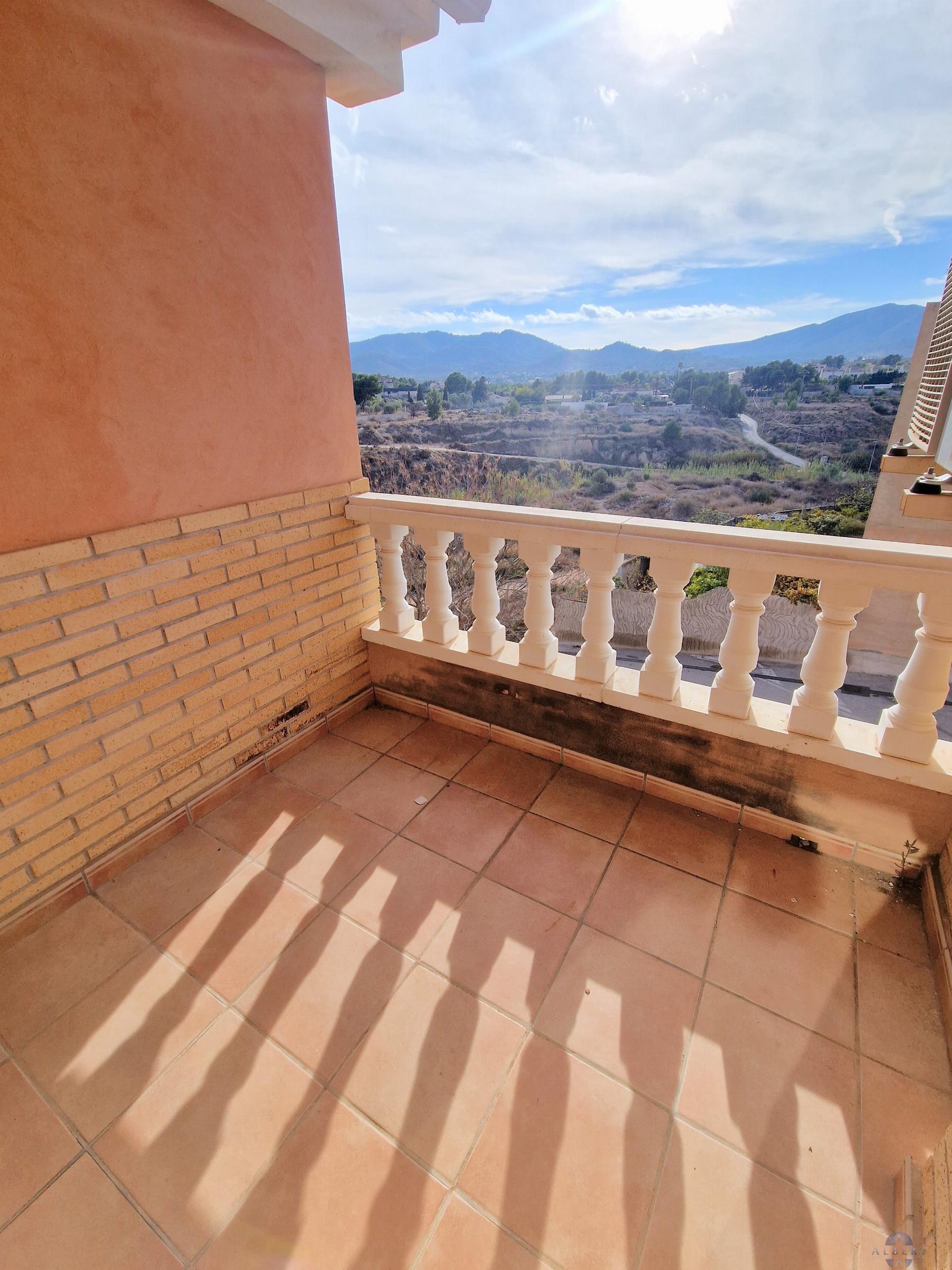 For sale of house in Monóvar-Monòver