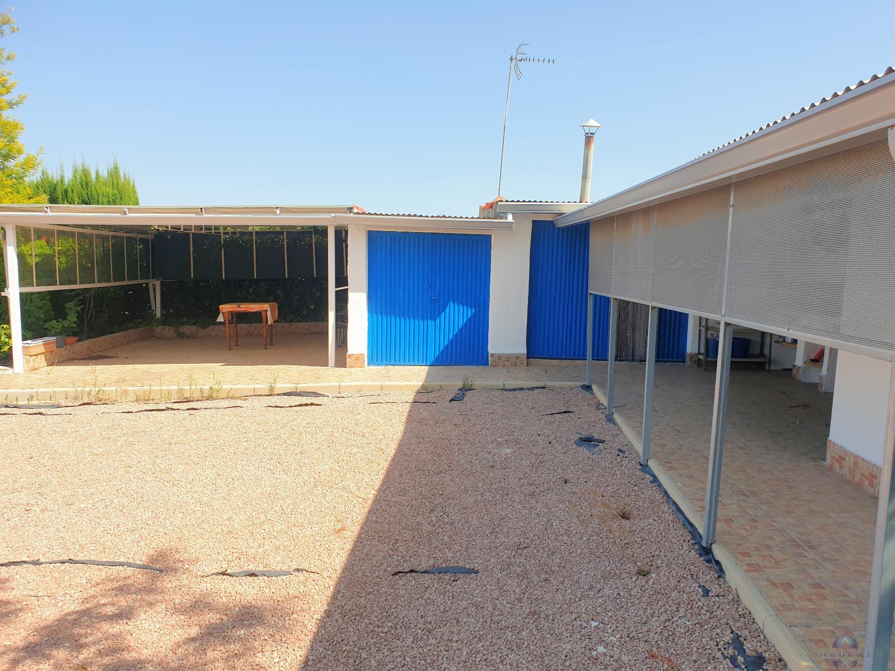 For sale of chalet in Monóvar-Monòver