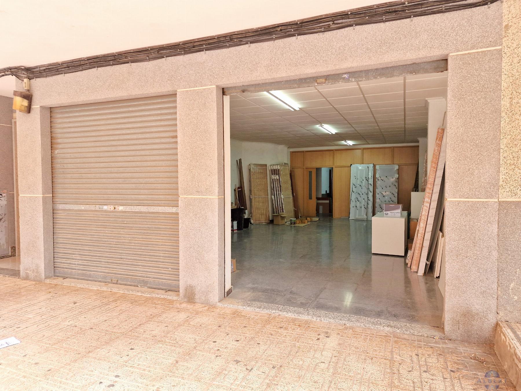 Venta de local comercial en Monóvar-Monòver