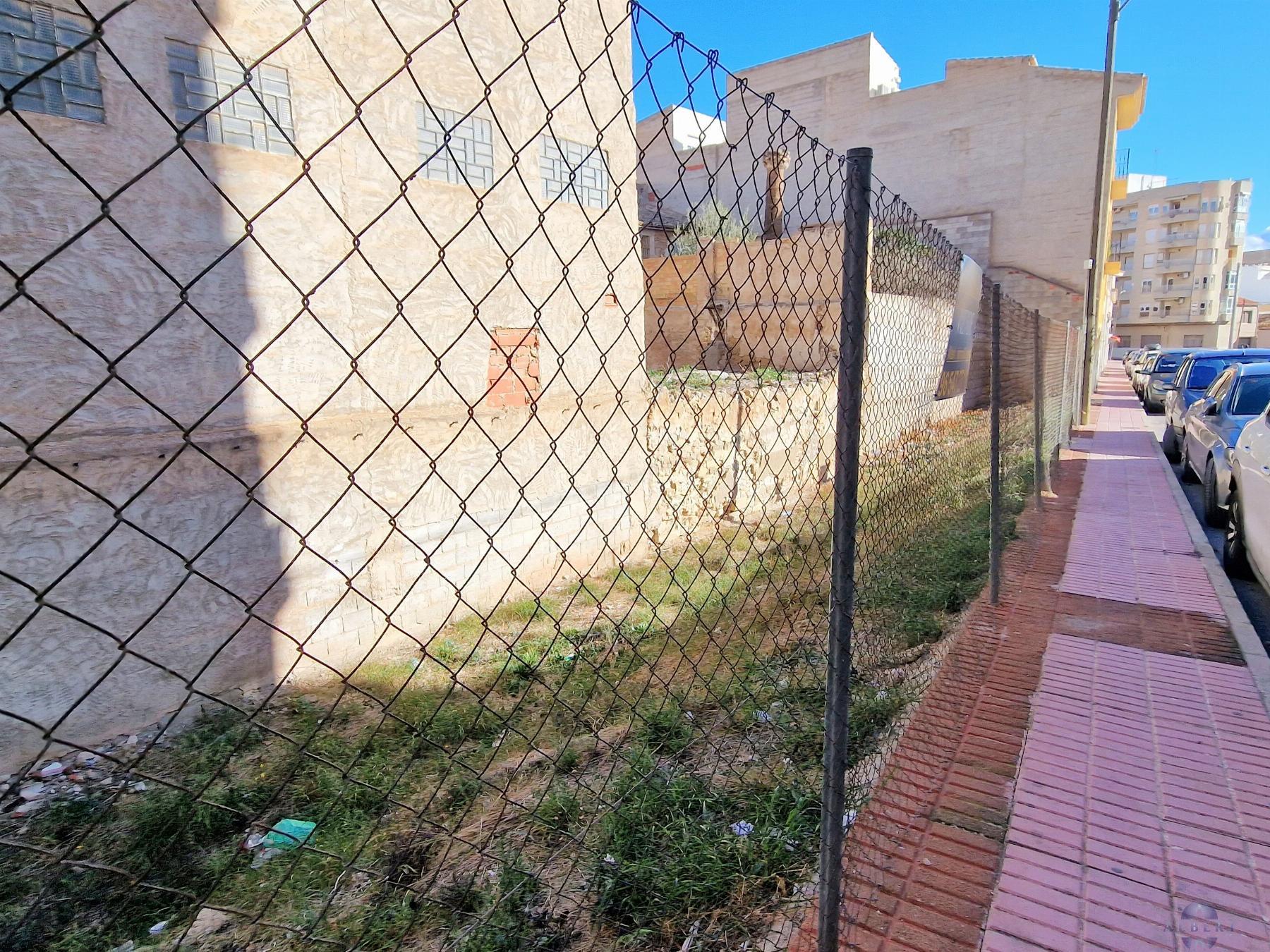 Venta de terreno en Monóvar-Monòver