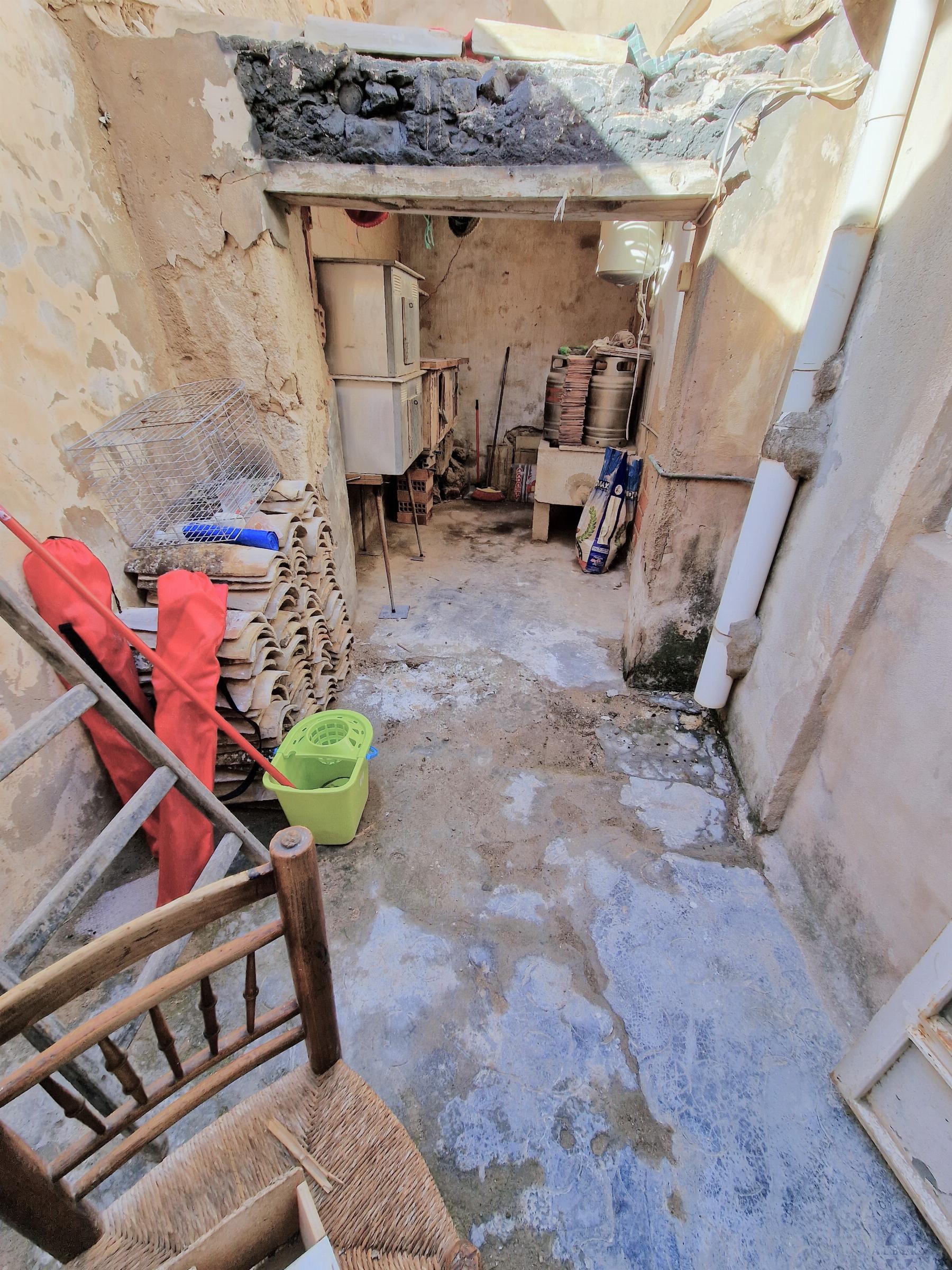 For sale of house in Monóvar-Monòver