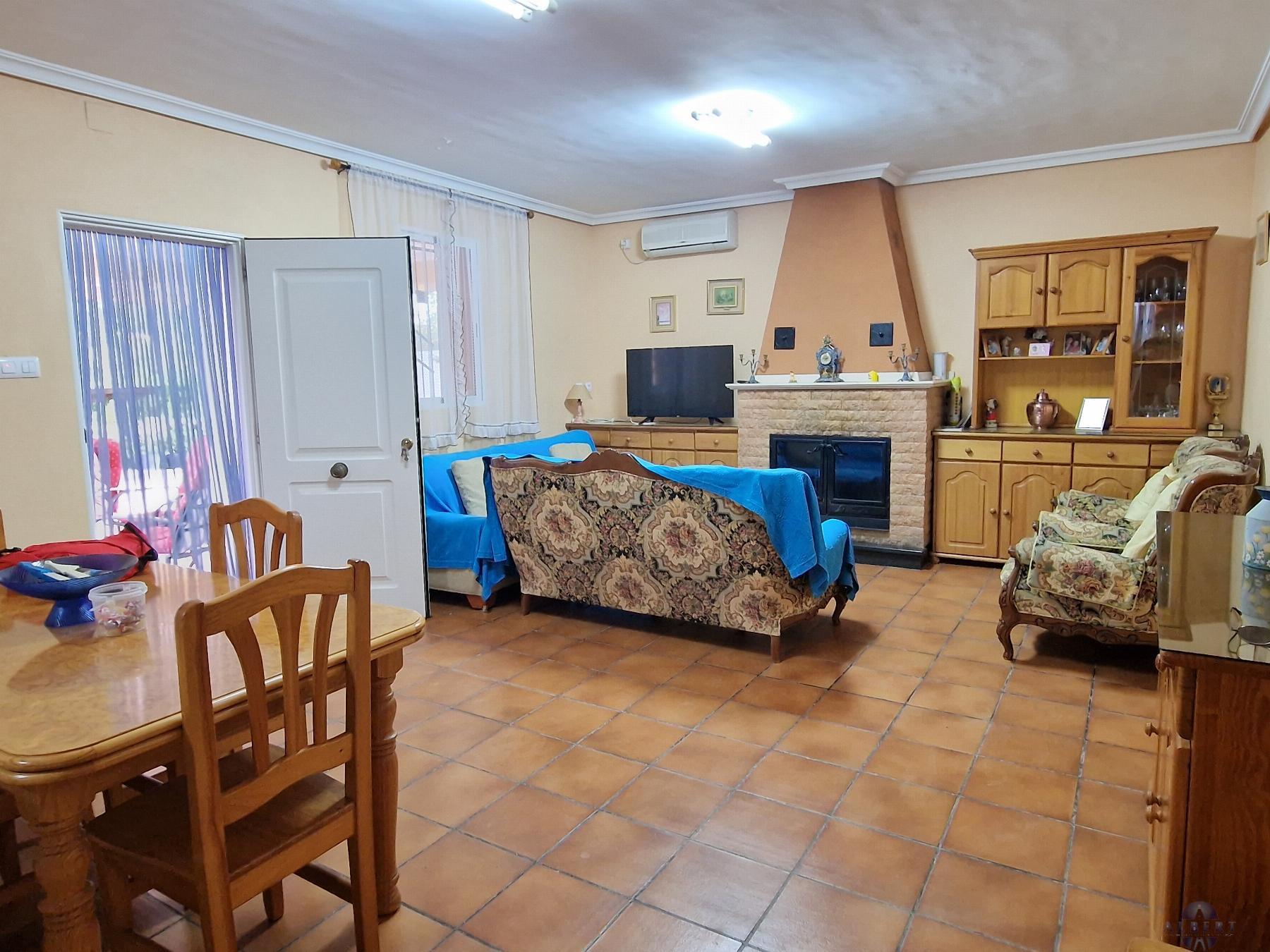 Venta de chalet en Novelda
