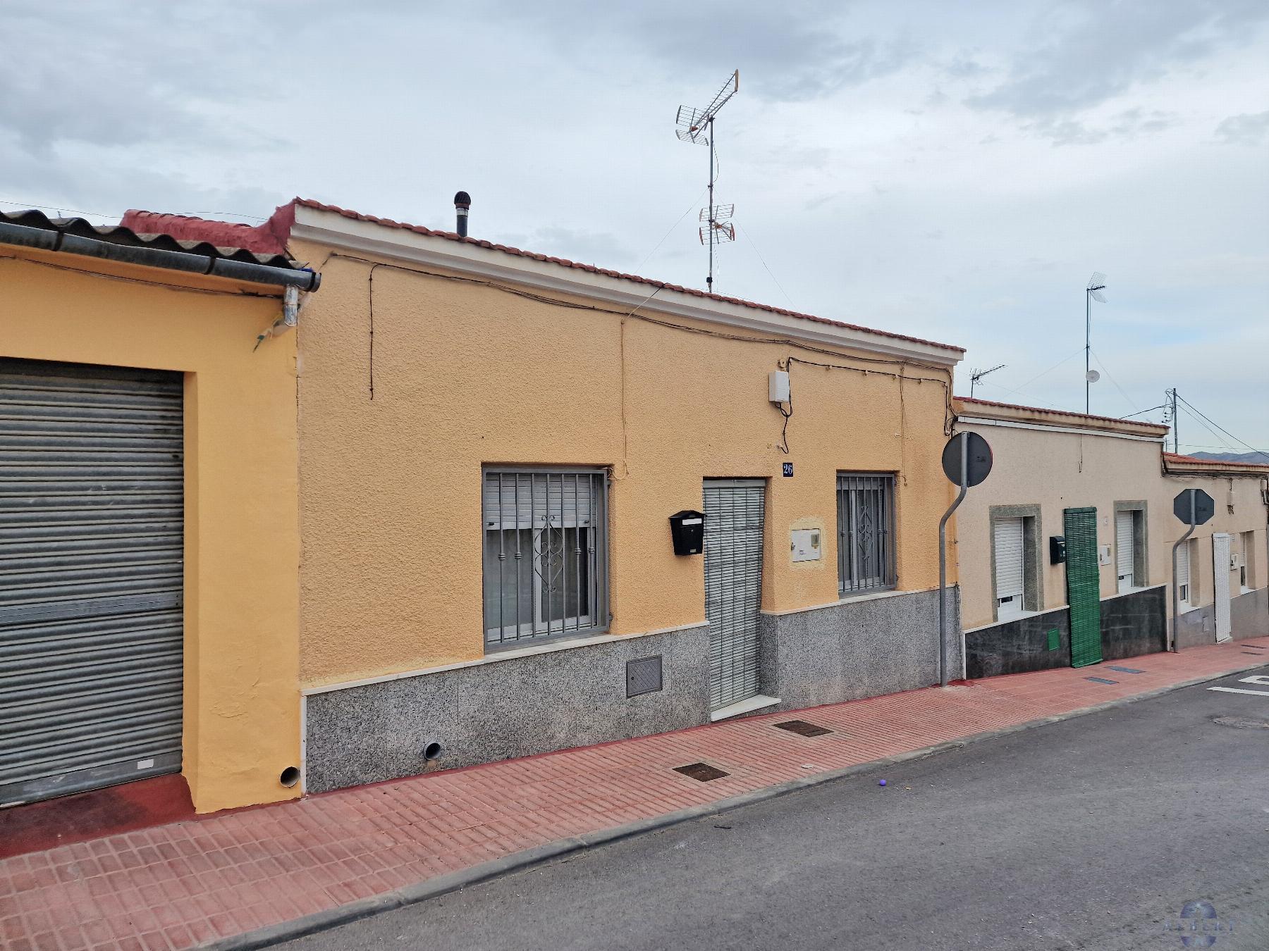 For sale of house in Monóvar-Monòver