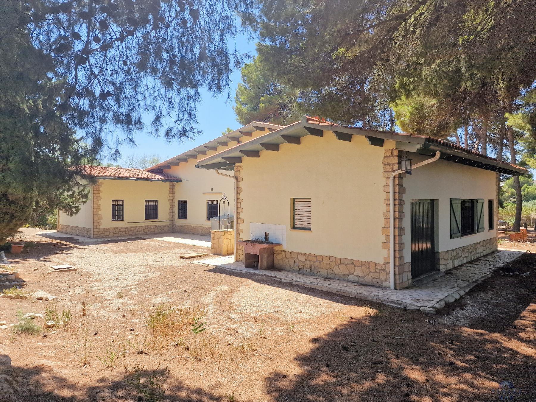 Venta de chalet en Elda