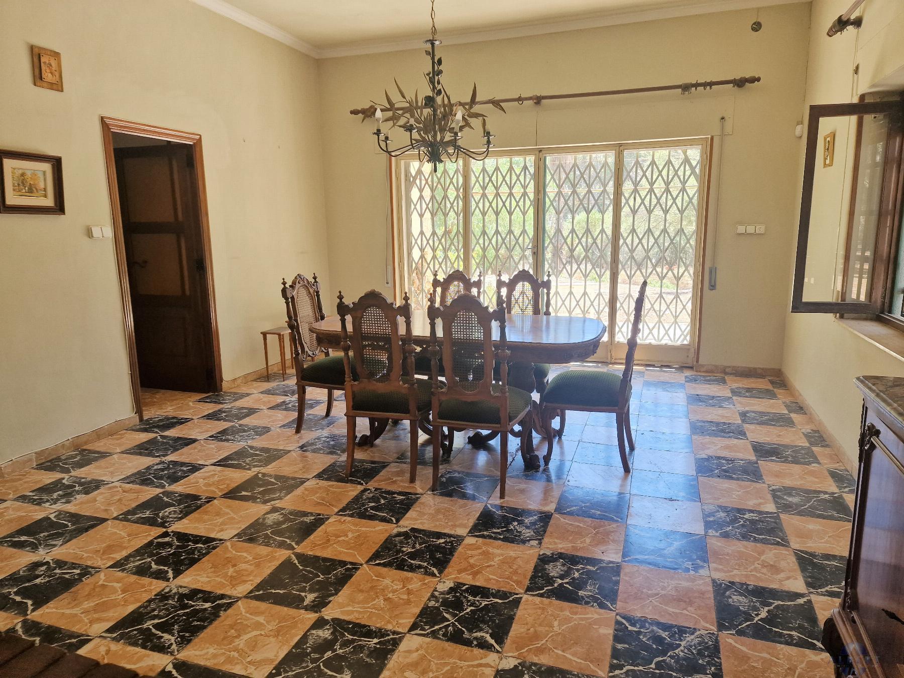 Venta de chalet en Elda