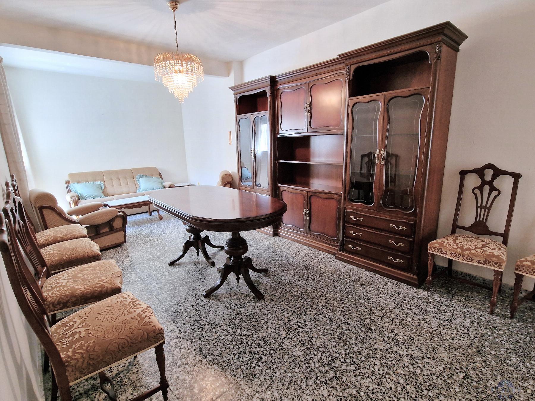 For sale of flat in Monóvar-Monòver