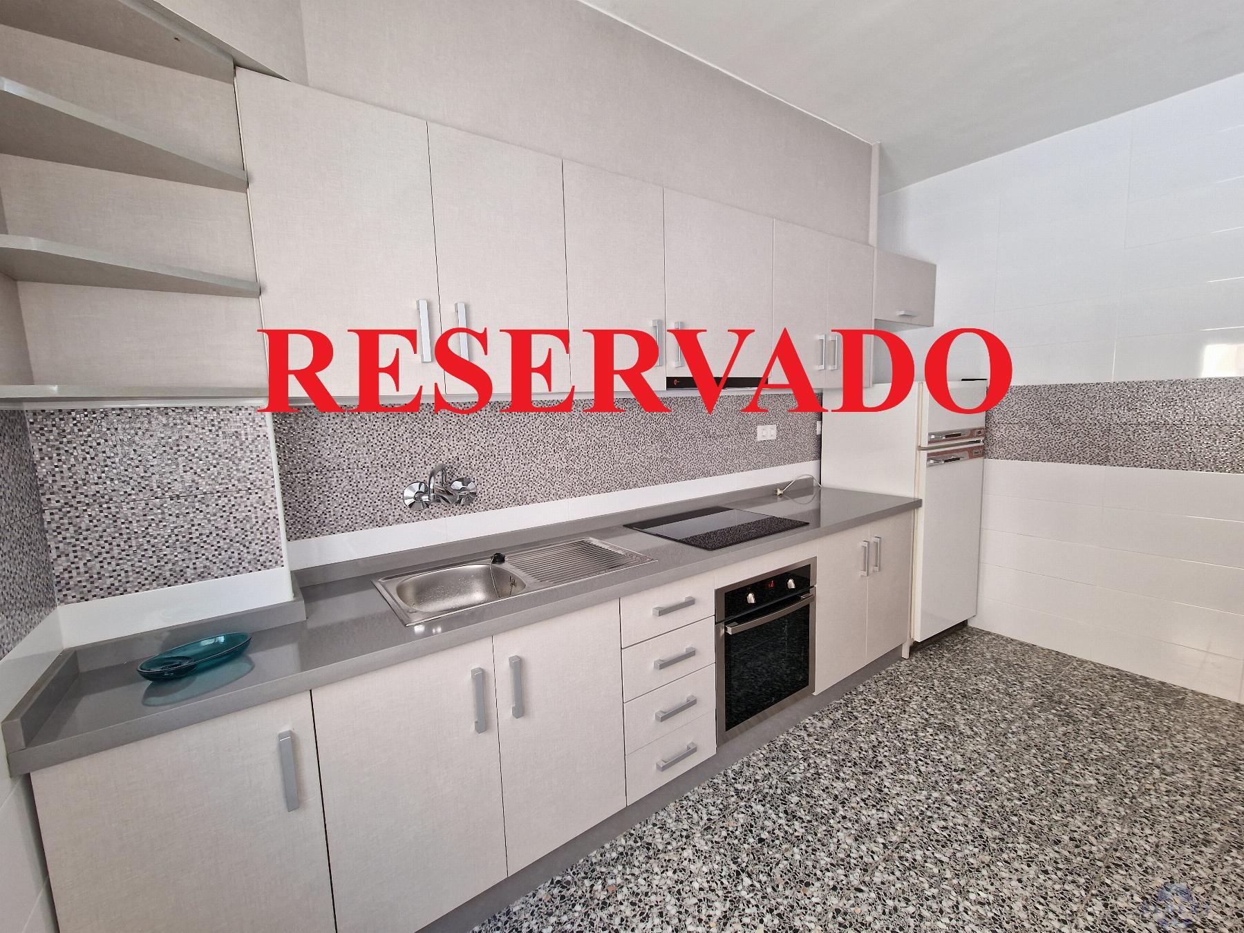 For sale of flat in Monóvar-Monòver