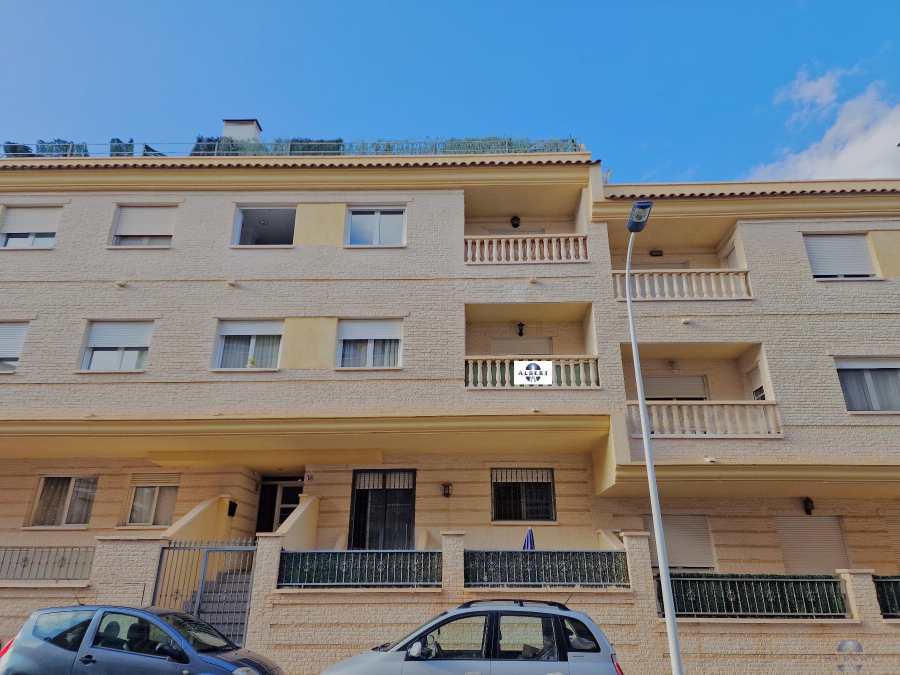 For sale of flat in Novelda