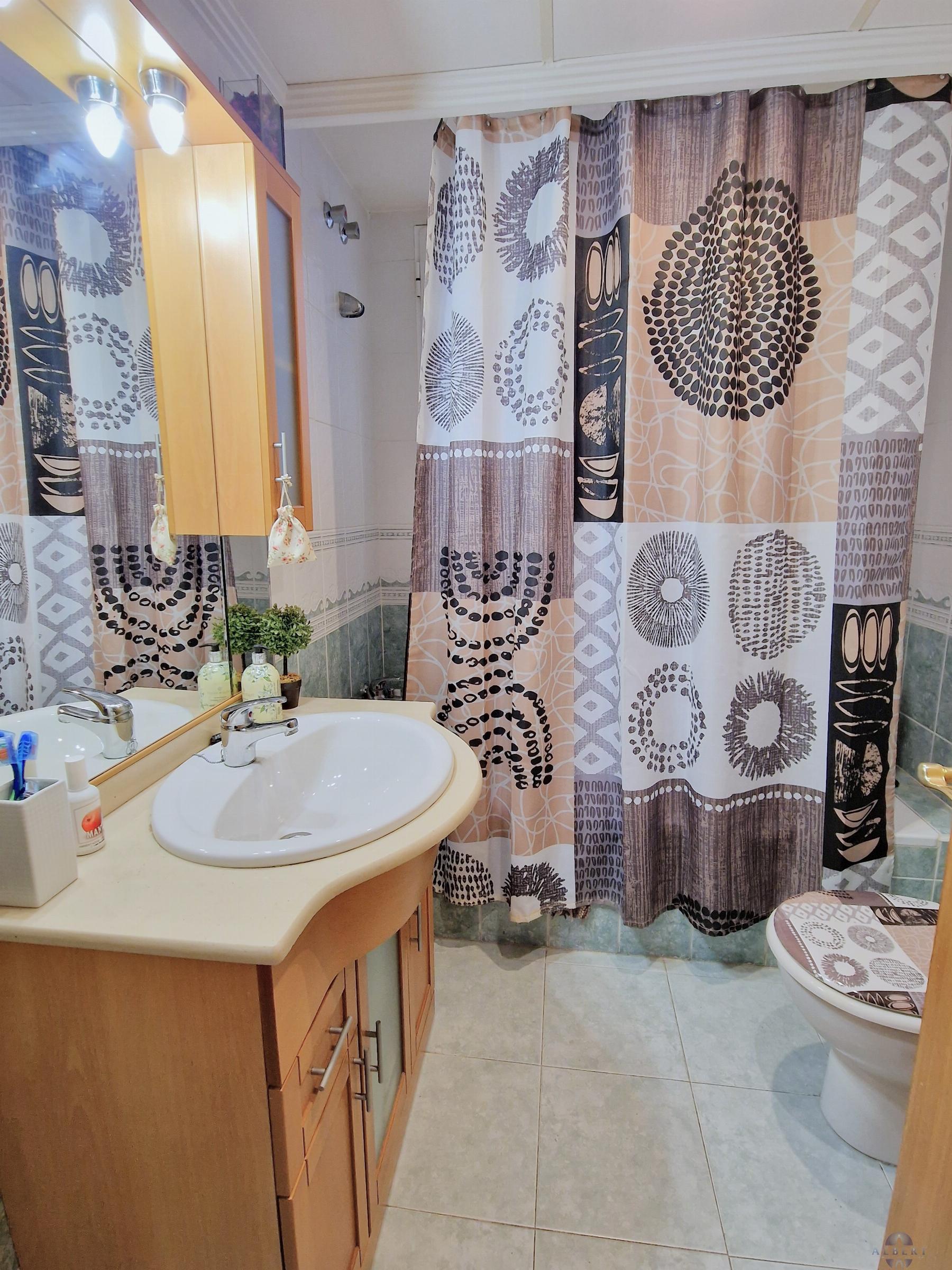 For sale of flat in Novelda