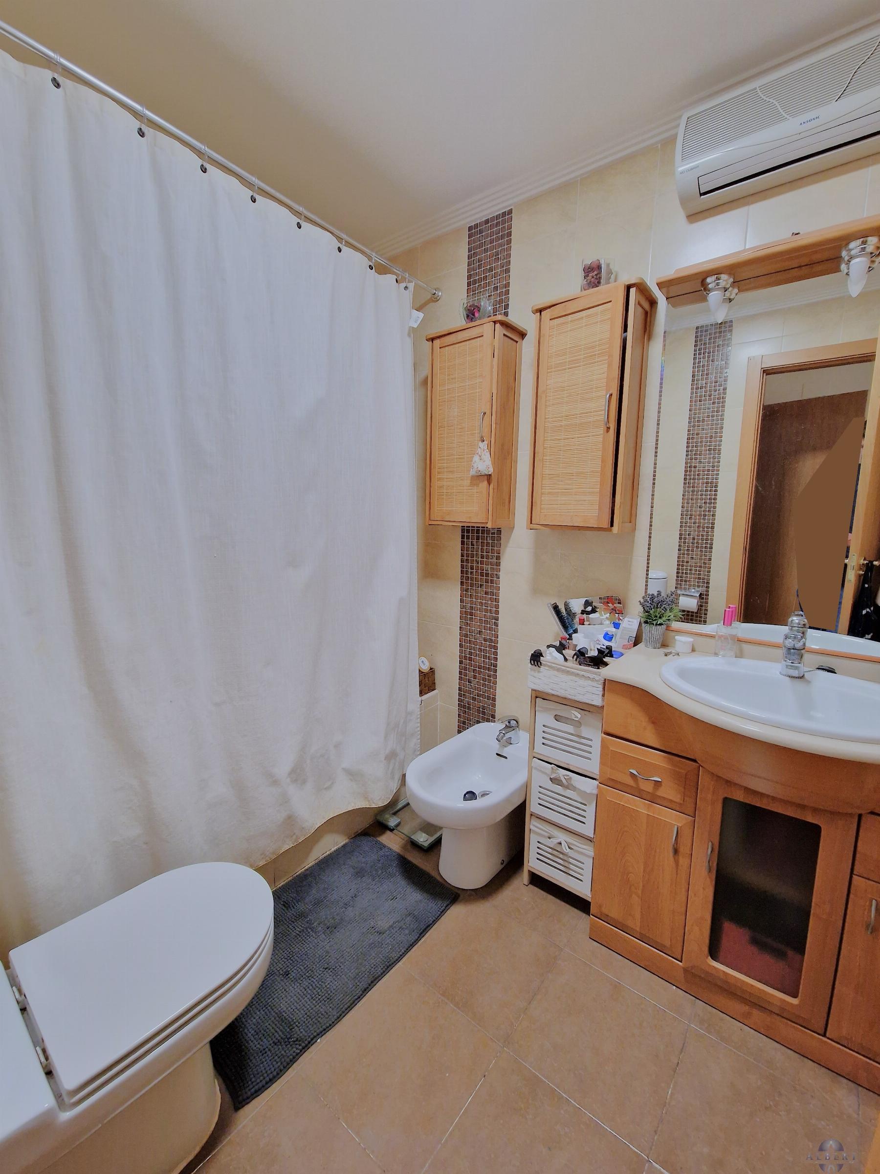 For sale of flat in Novelda