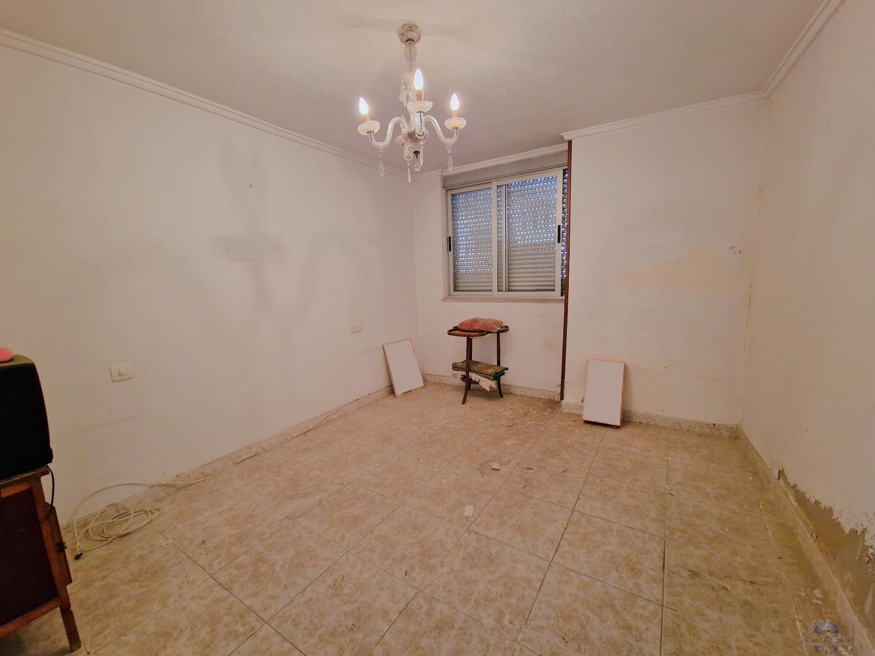 For sale of house in Monóvar-Monòver