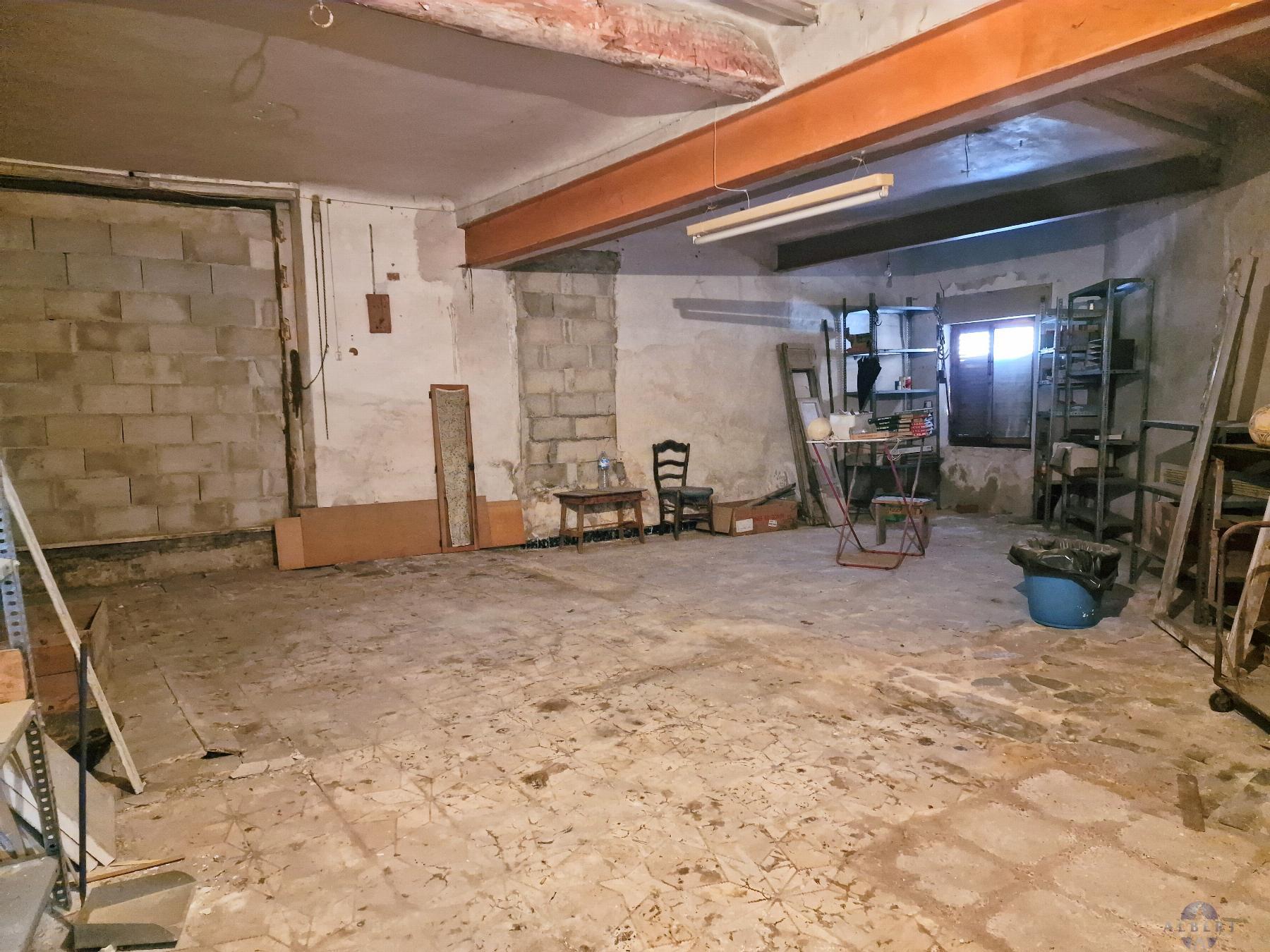For sale of house in Monóvar-Monòver