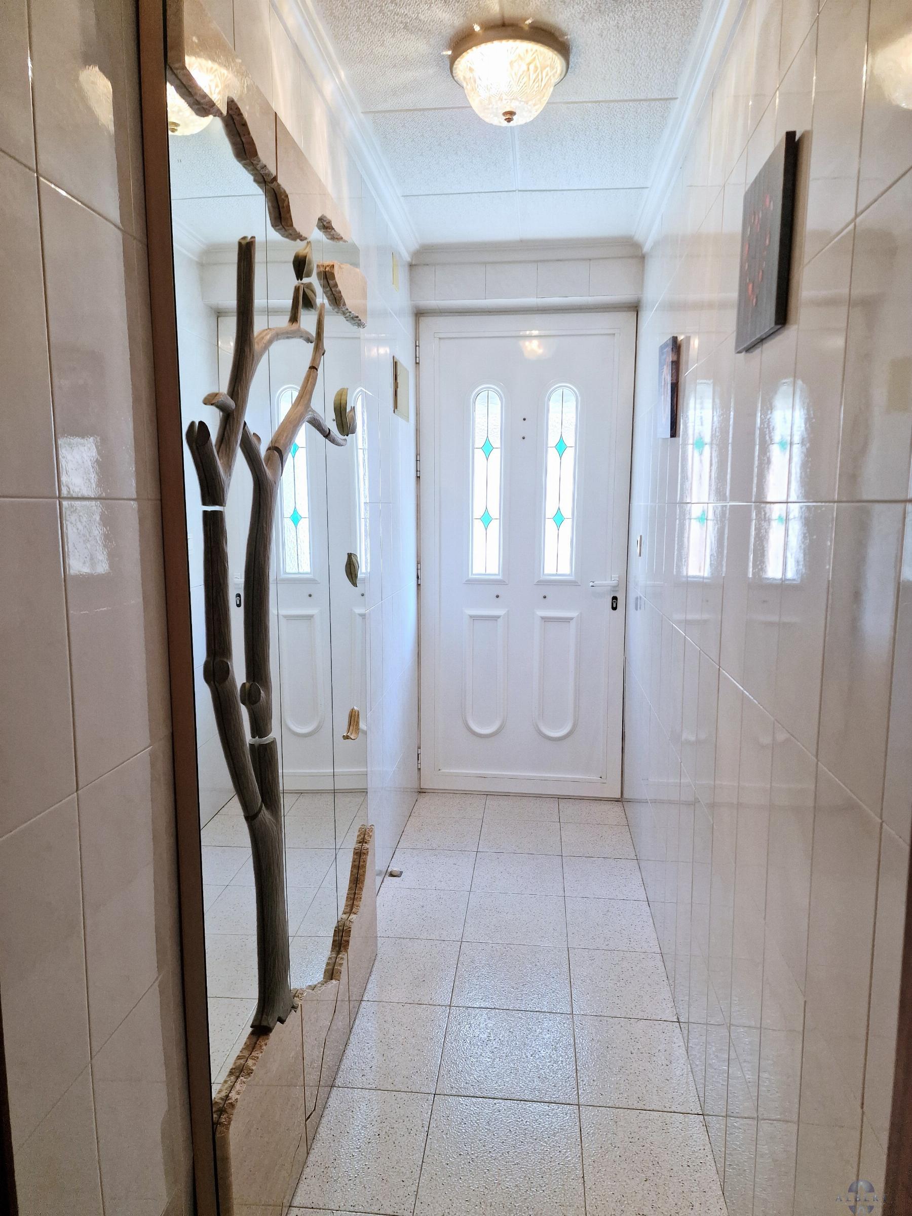 For sale of house in Monóvar-Monòver