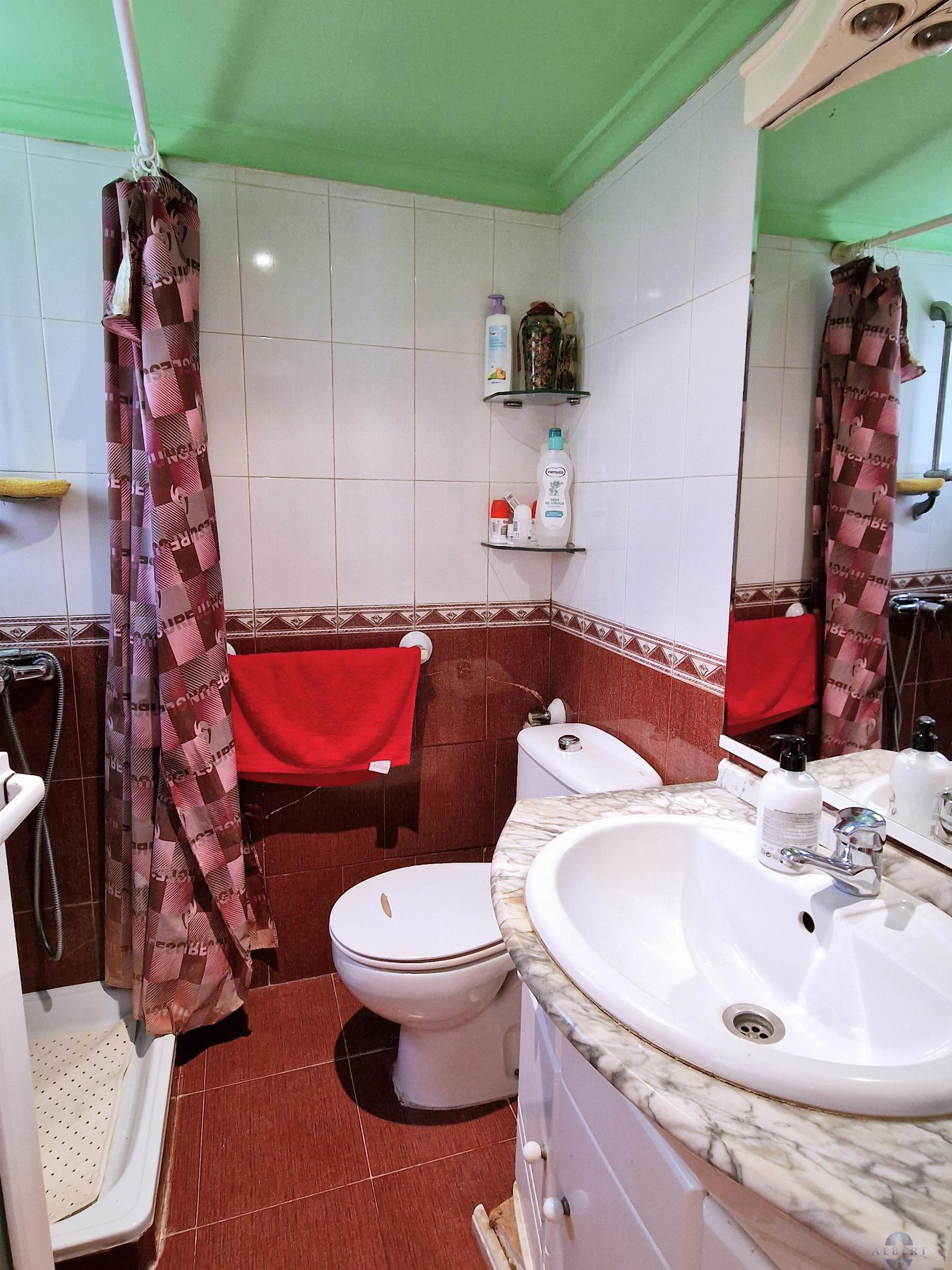For sale of house in Monóvar-Monòver