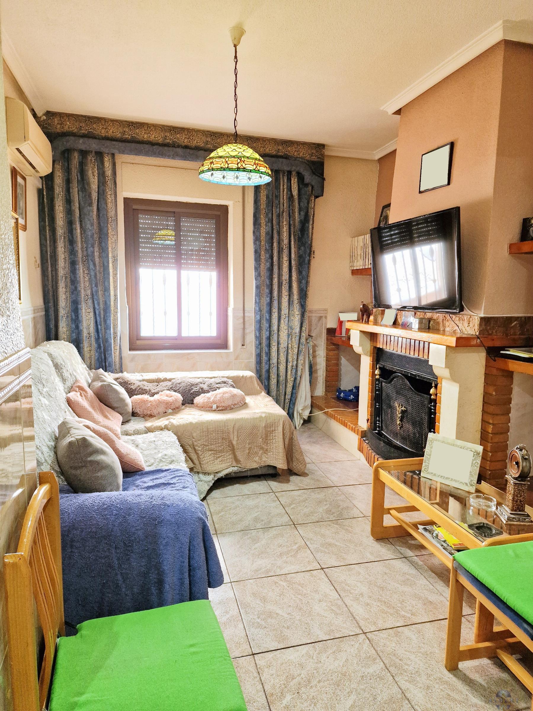 For sale of house in Monóvar-Monòver
