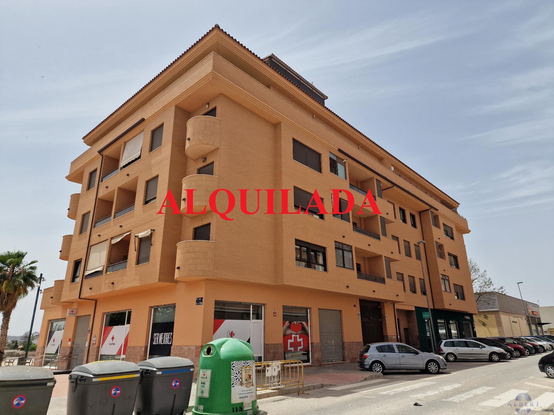 For rent of garage in Novelda