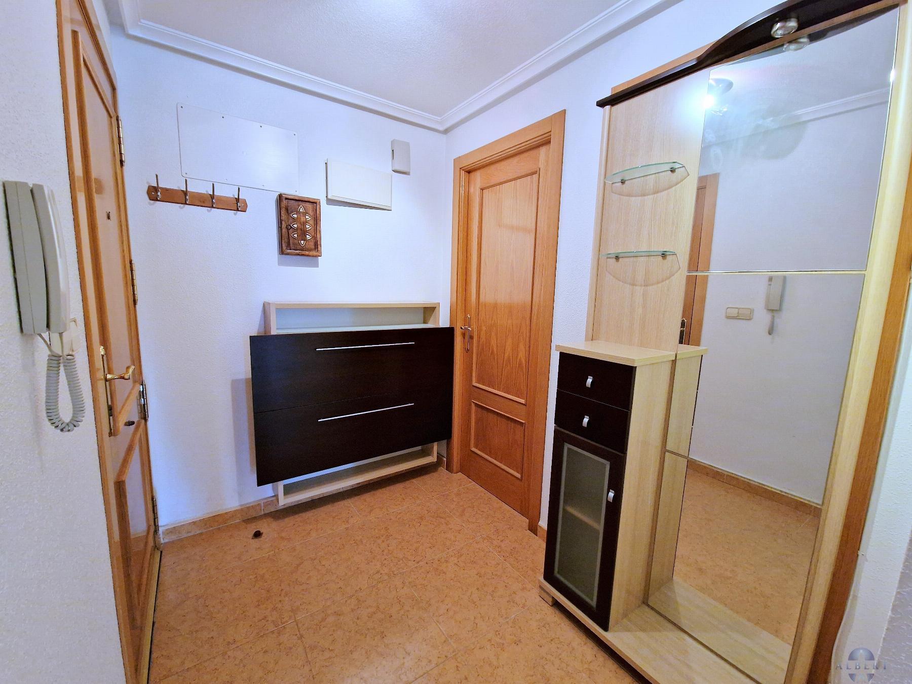 For sale of flat in Monóvar-Monòver