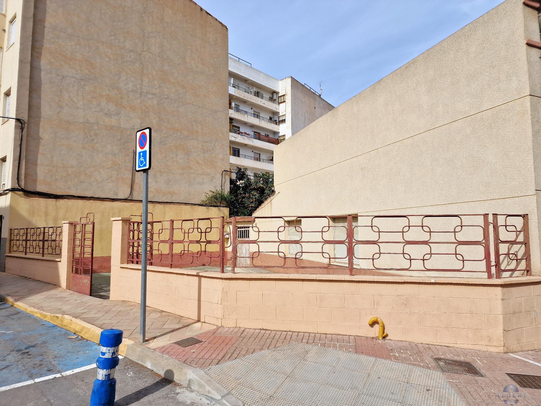 For sale of house in Monóvar-Monòver