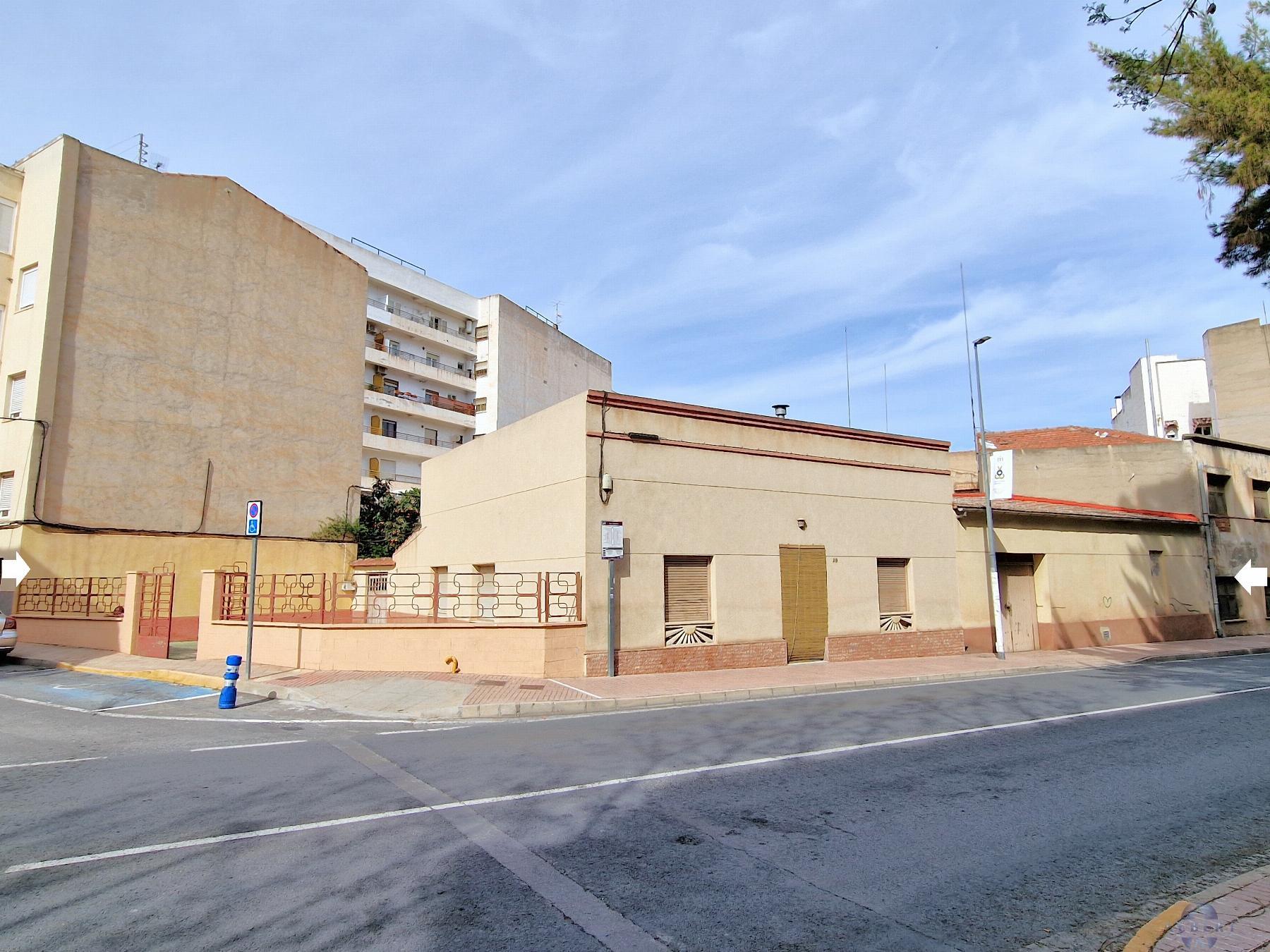 For sale of house in Monóvar-Monòver