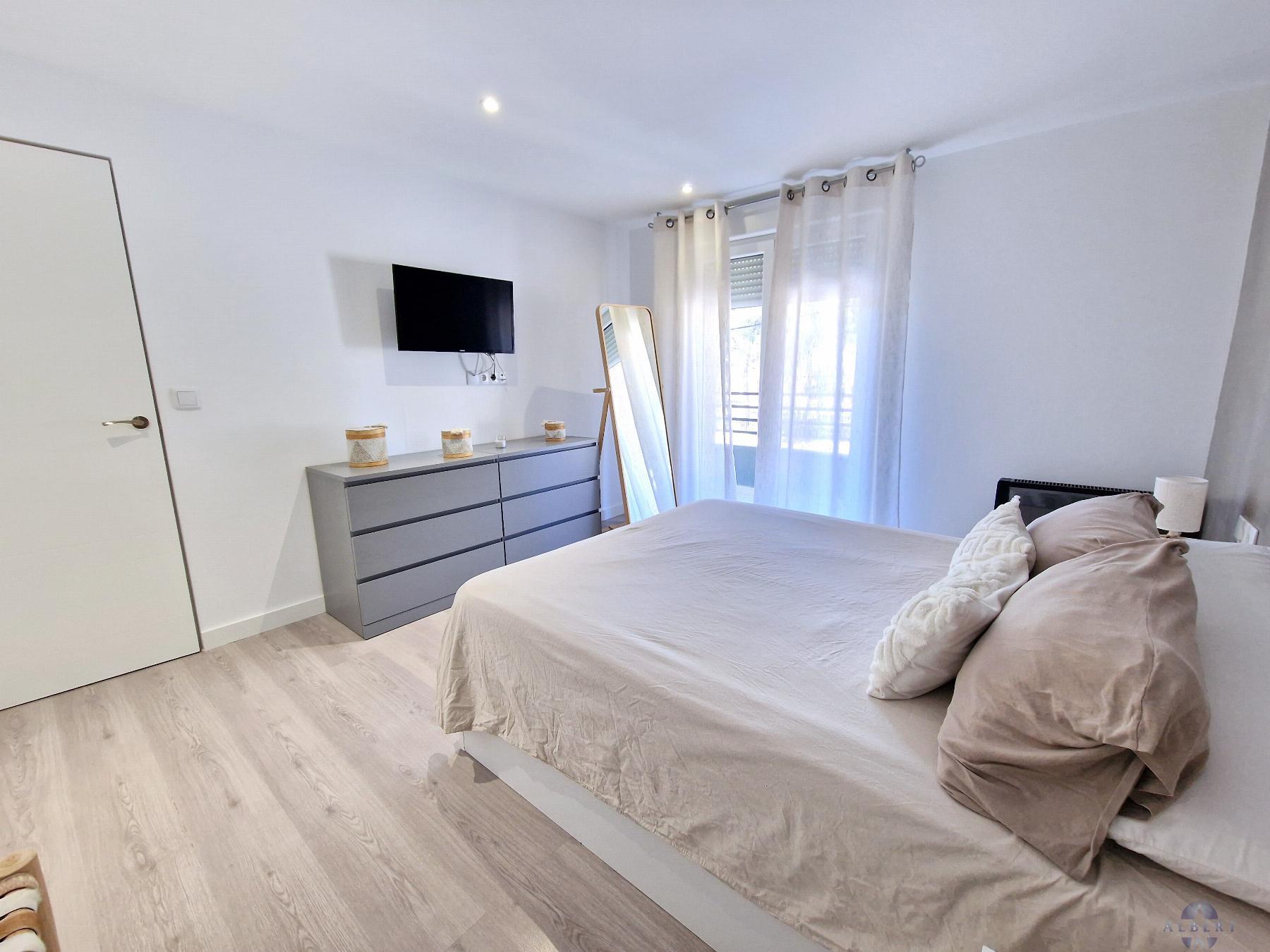 For sale of flat in Monóvar-Monòver