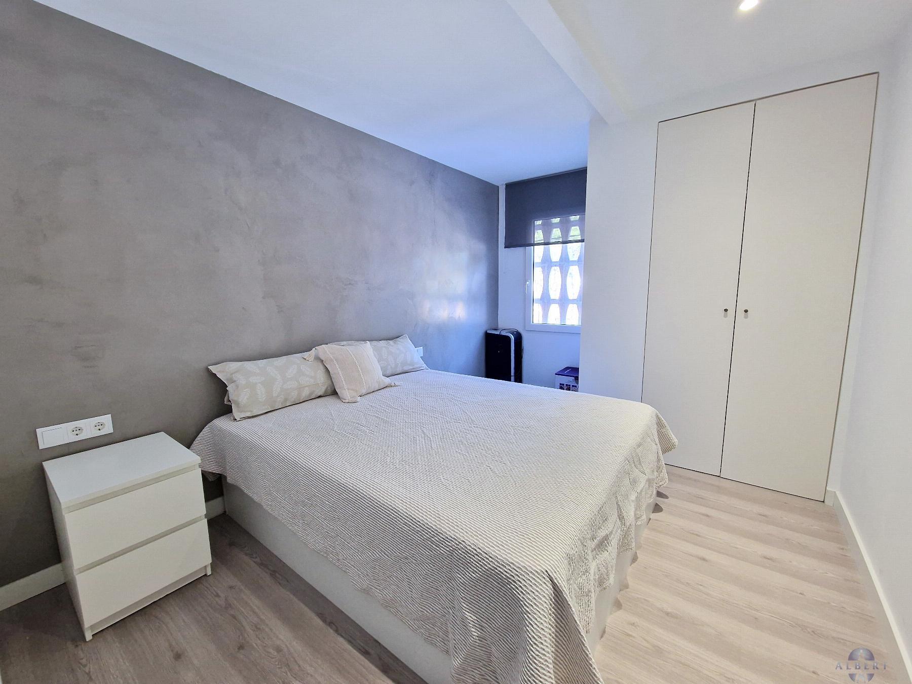 For sale of flat in Monóvar-Monòver