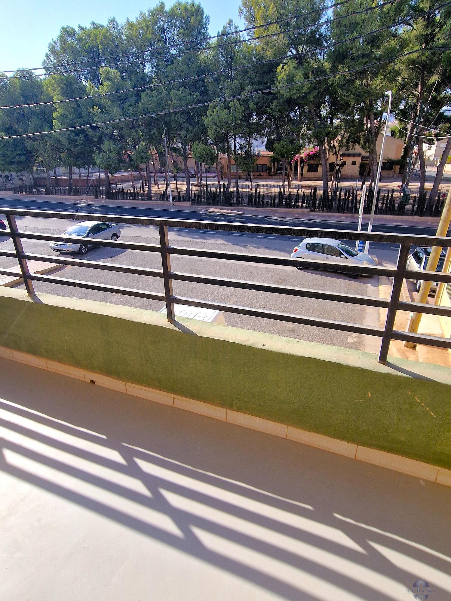 For sale of flat in Monóvar-Monòver