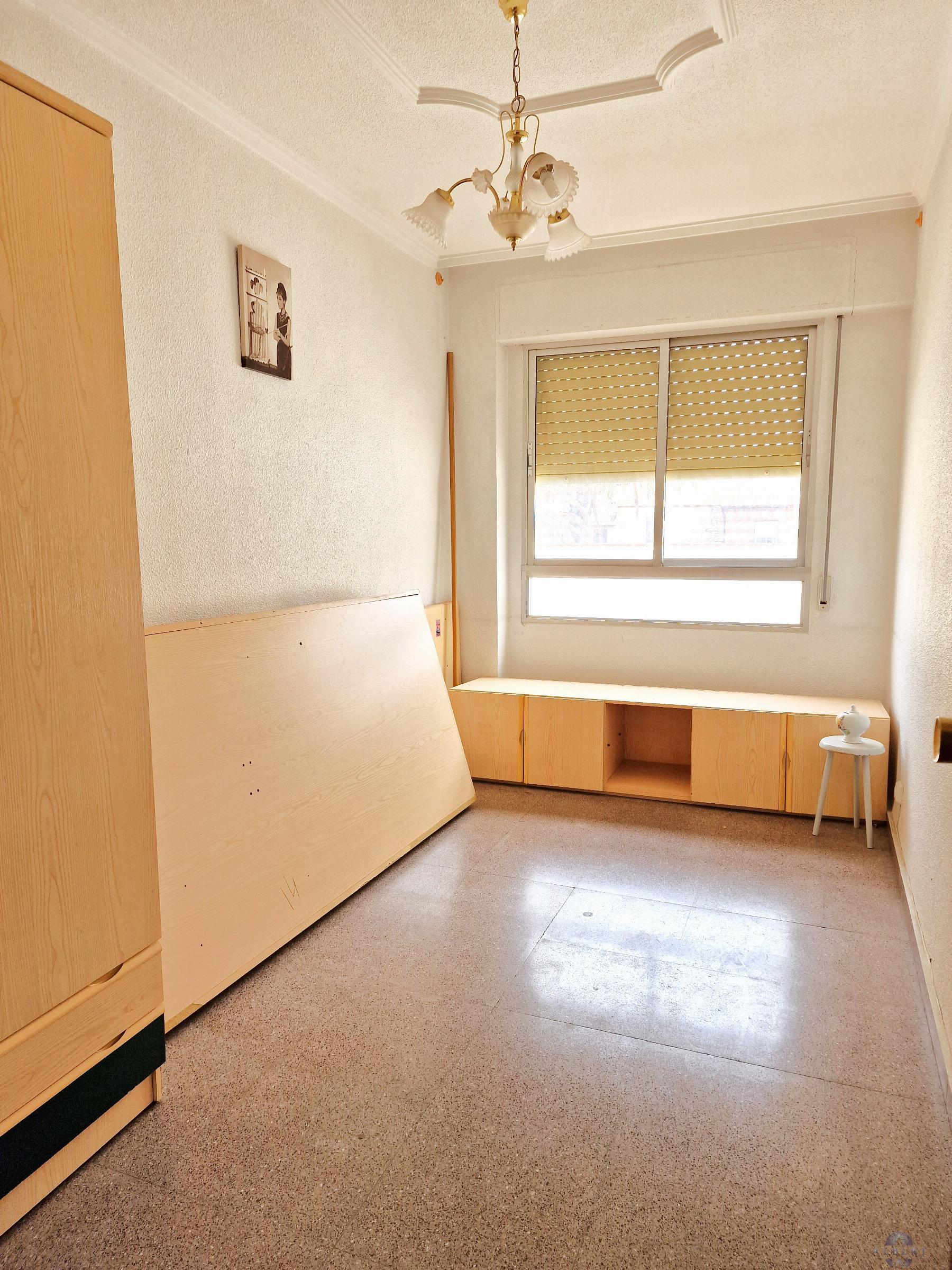 For sale of flat in Novelda