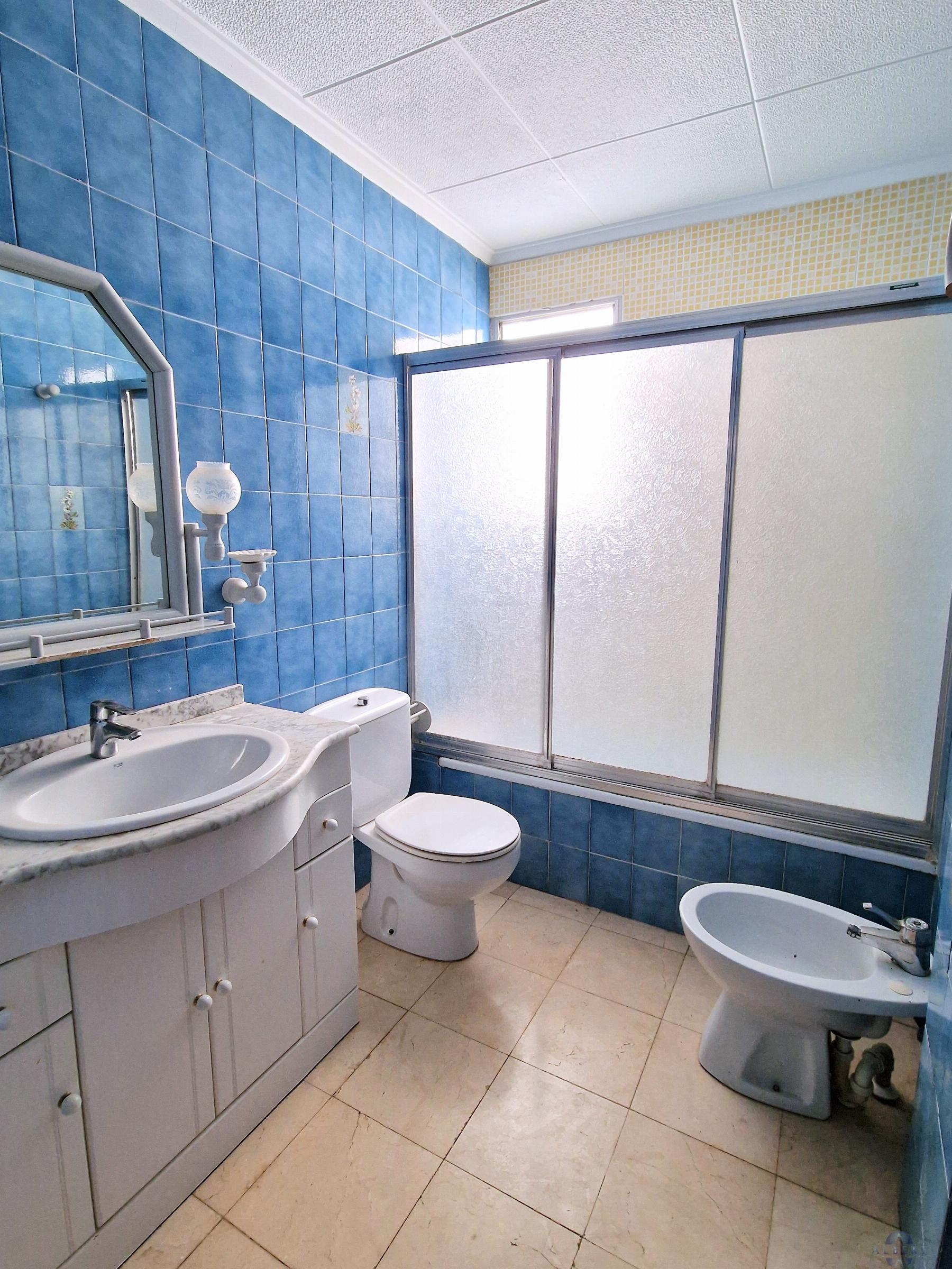 For sale of flat in Novelda
