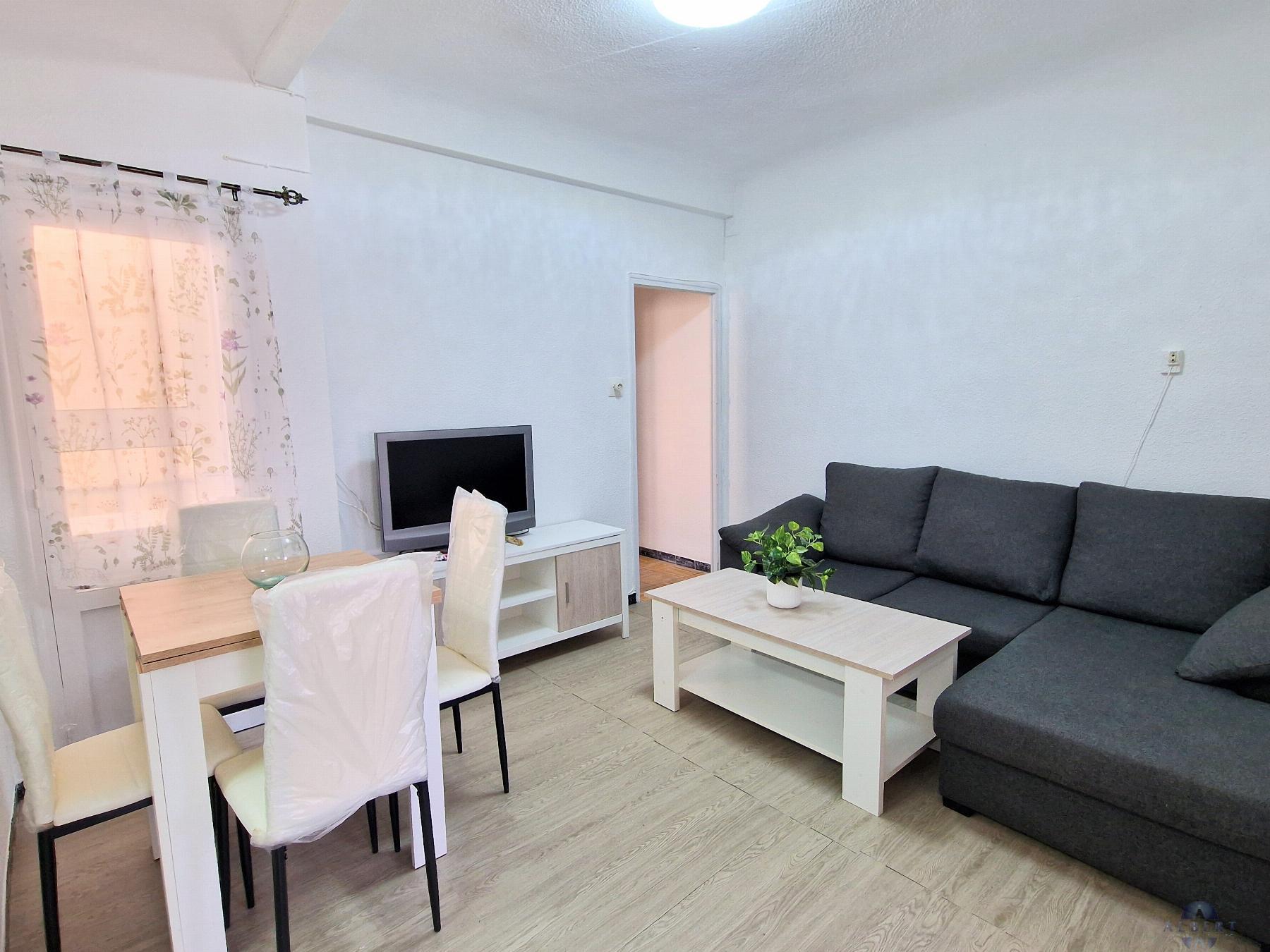 For sale of flat in Novelda